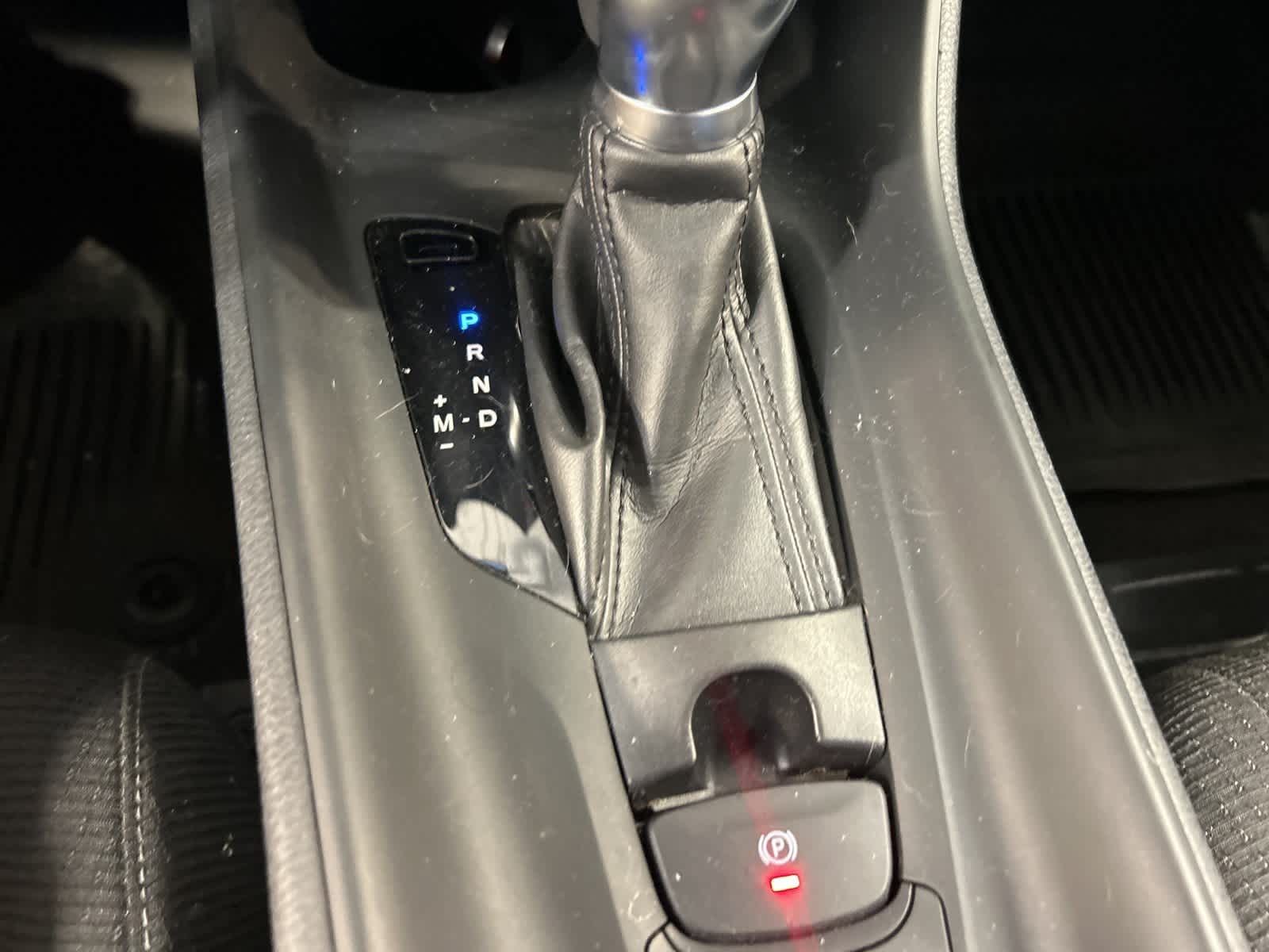 Thumbnail: 2019 Toyota C-HR - 27