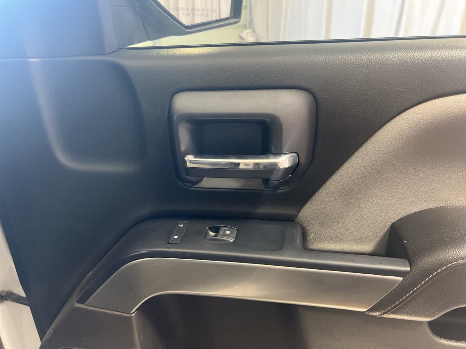 Thumbnail: 2018 Chevrolet Silverado 1500 - 31