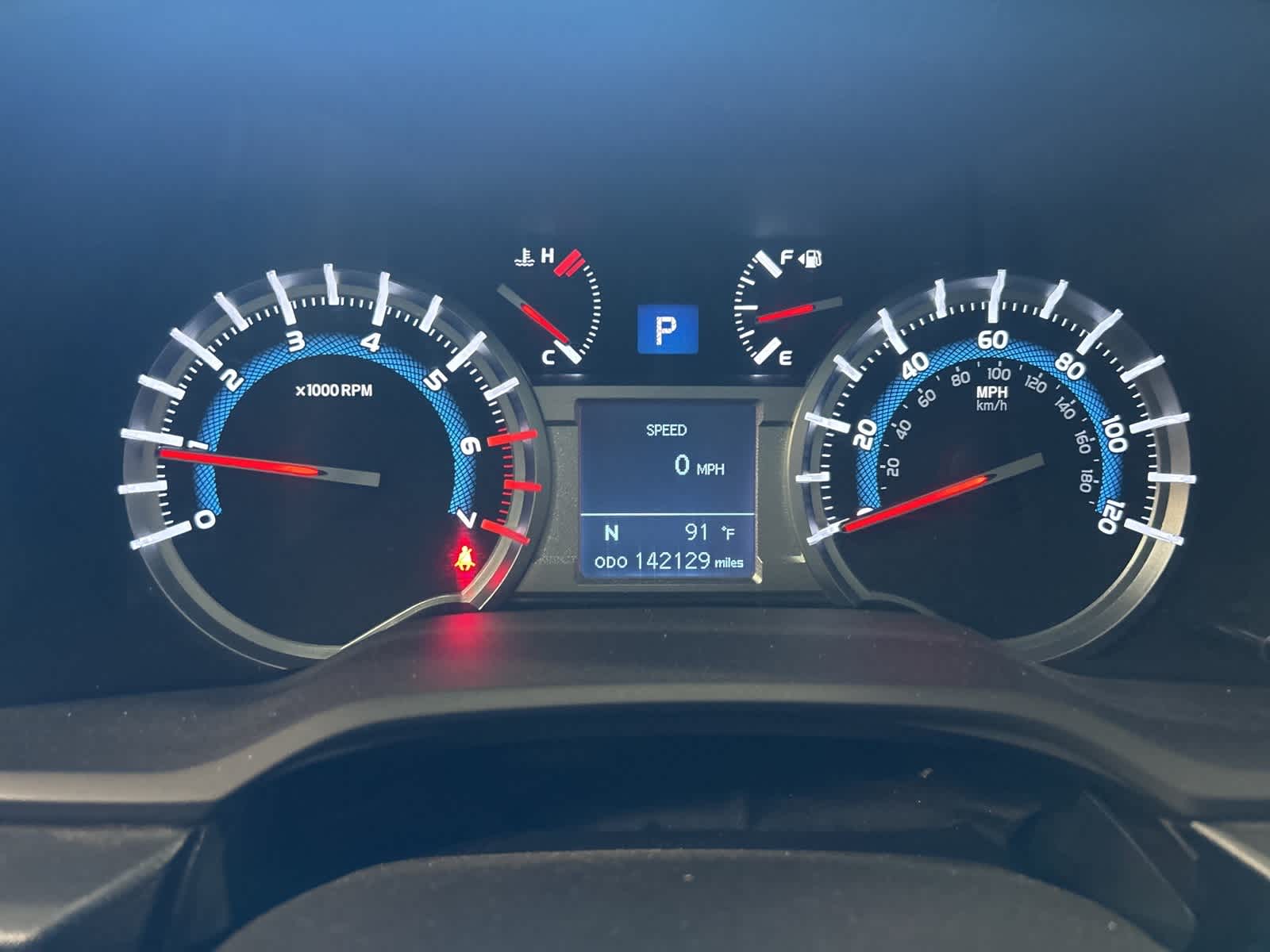 Thumbnail: 2015 Toyota 4Runner - 30