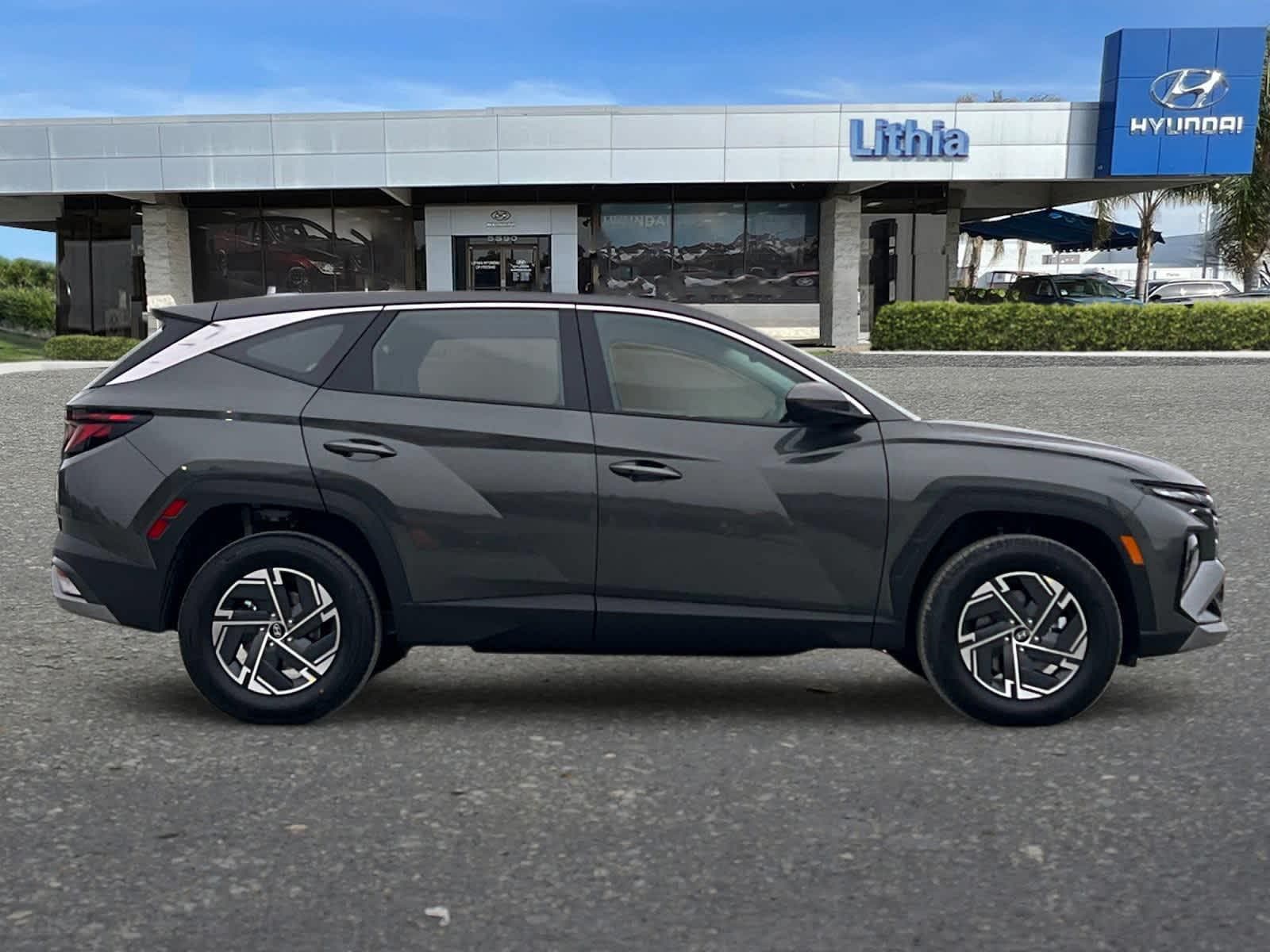 Thumbnail: 2026 Hyundai Tucson - 8