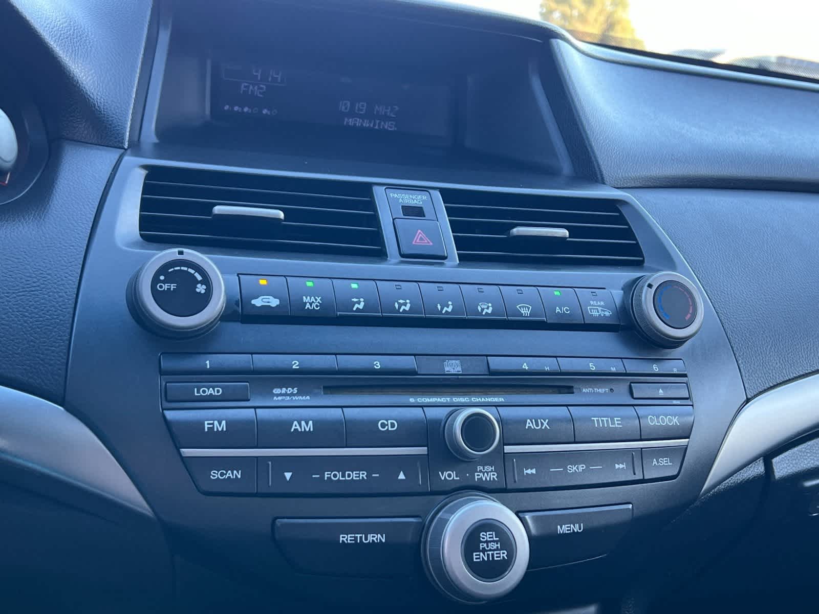 Thumbnail: 2009 Honda Accord - 17