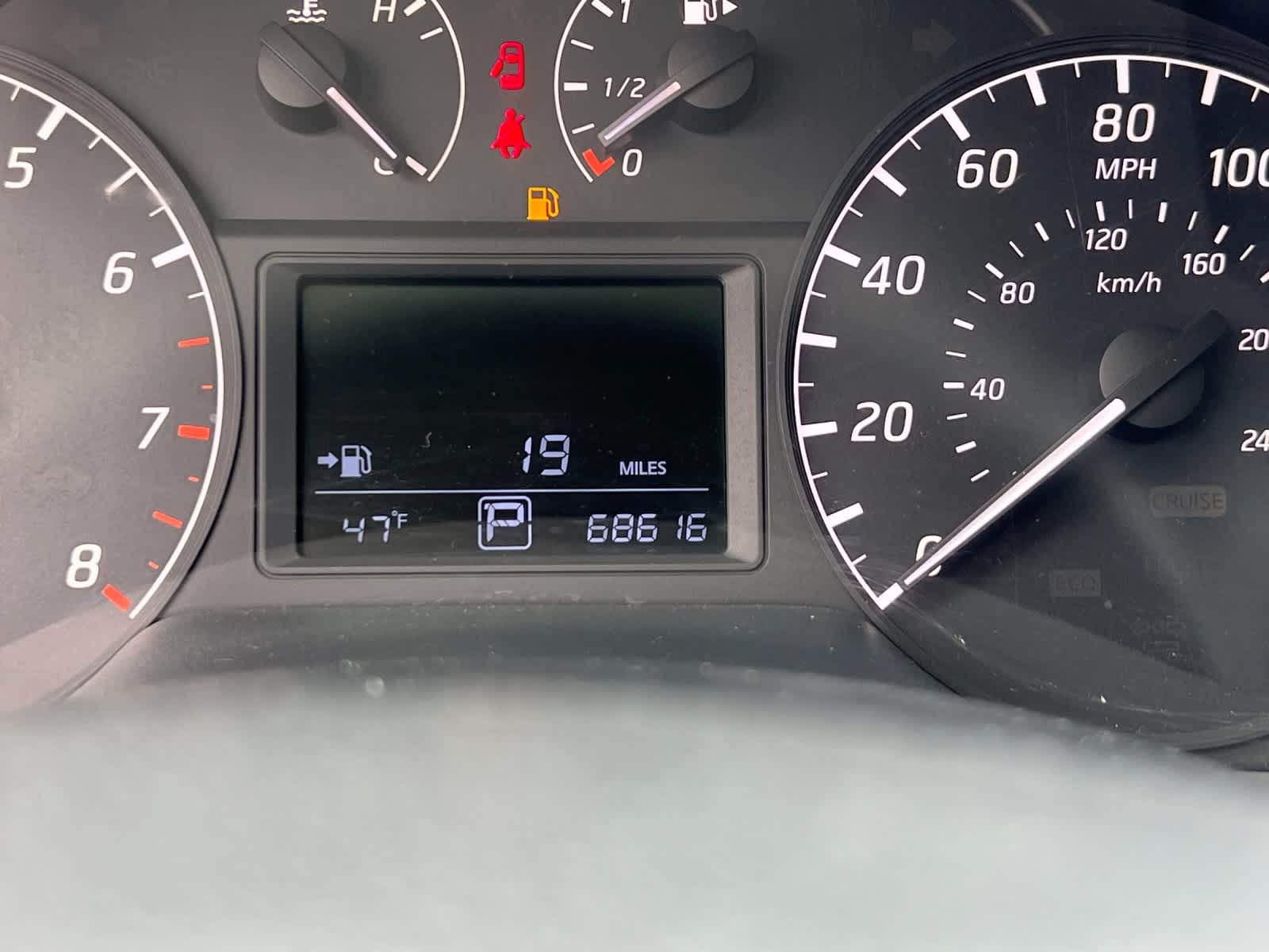 Thumbnail: 2016 Nissan Sentra - 22