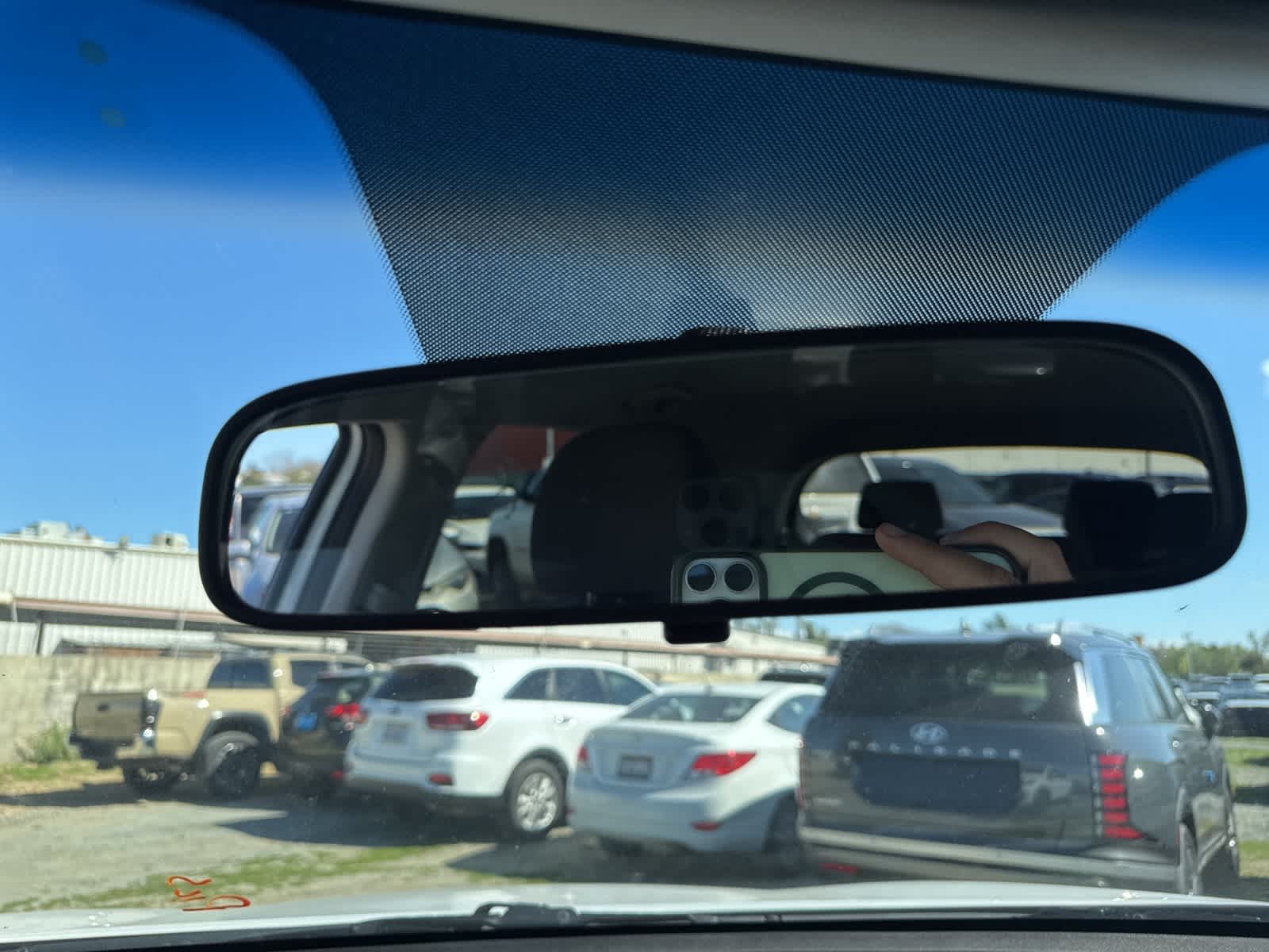 Thumbnail: 2020 Kia Sorento - 29