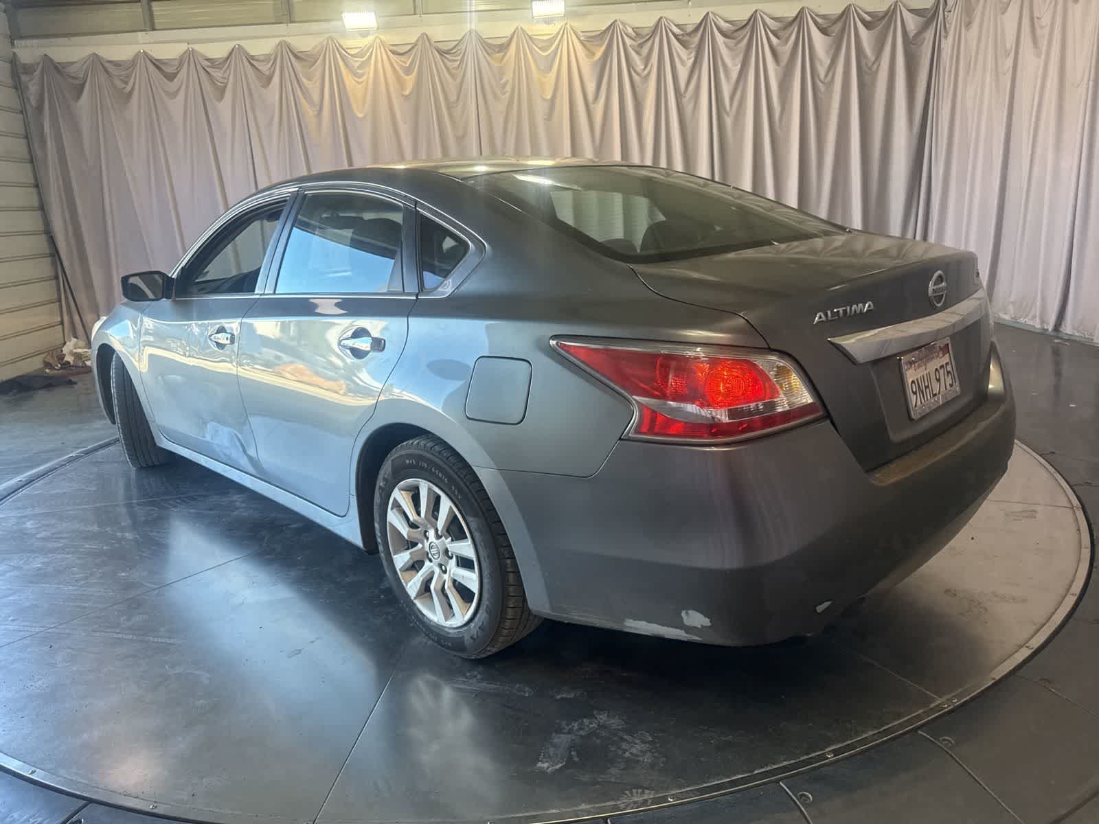 2015 Nissan Altima 2.5 S photo 5