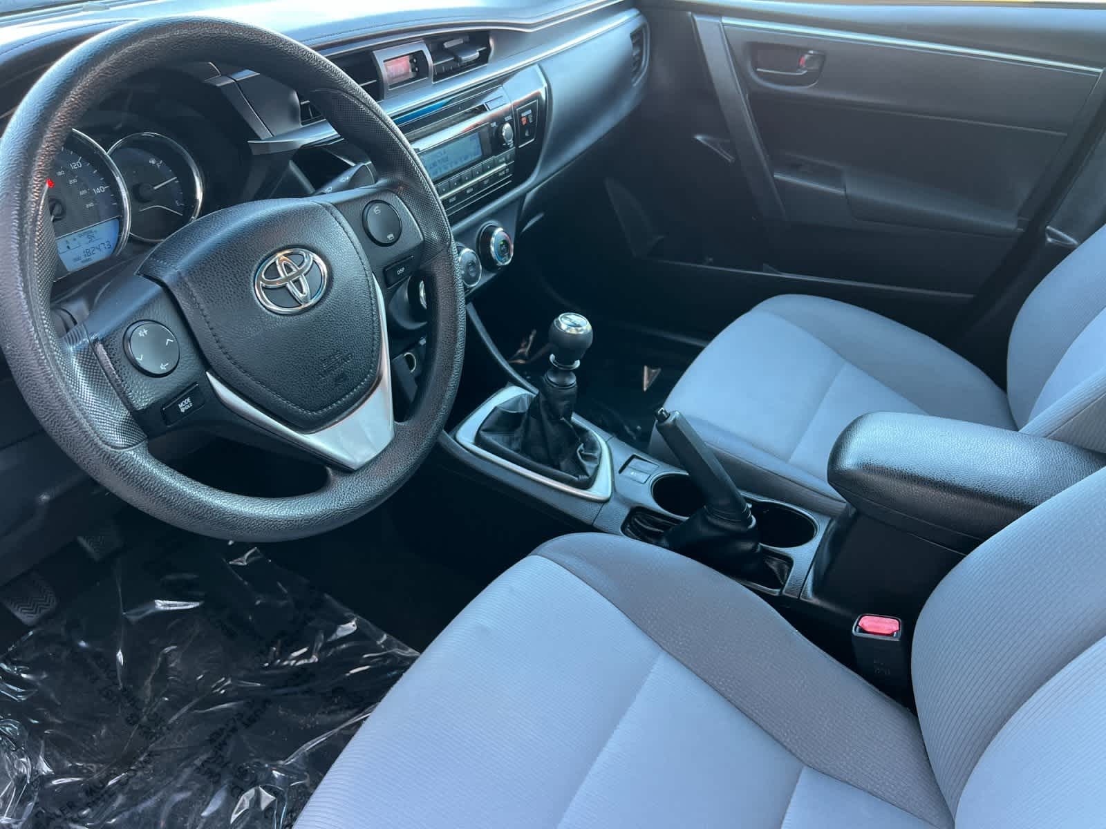 Thumbnail: 2015 Toyota Corolla - 11