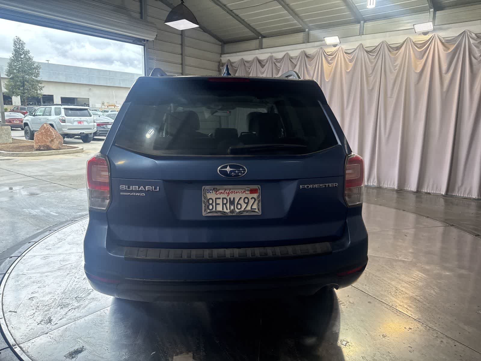 2018 Subaru Forester 2.5i Premium photo 5