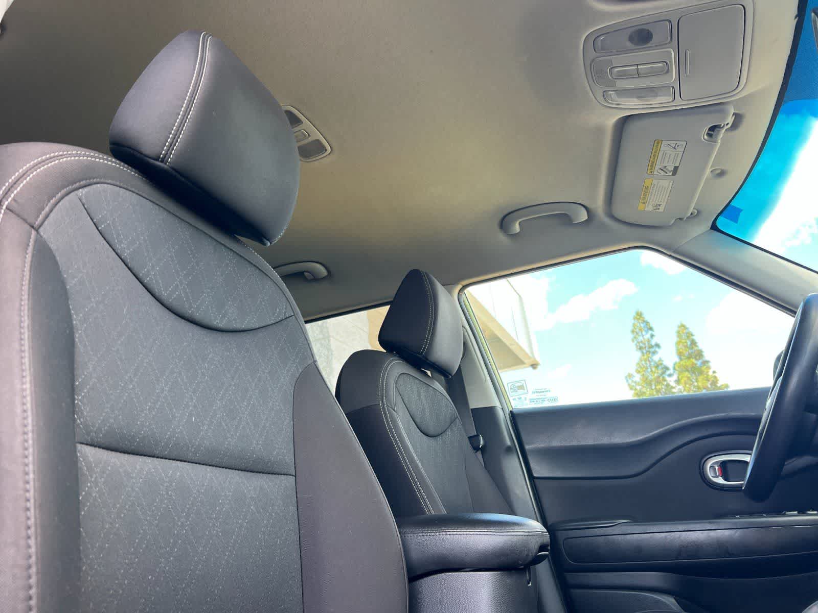 Thumbnail: 2017 Kia Soul - 18