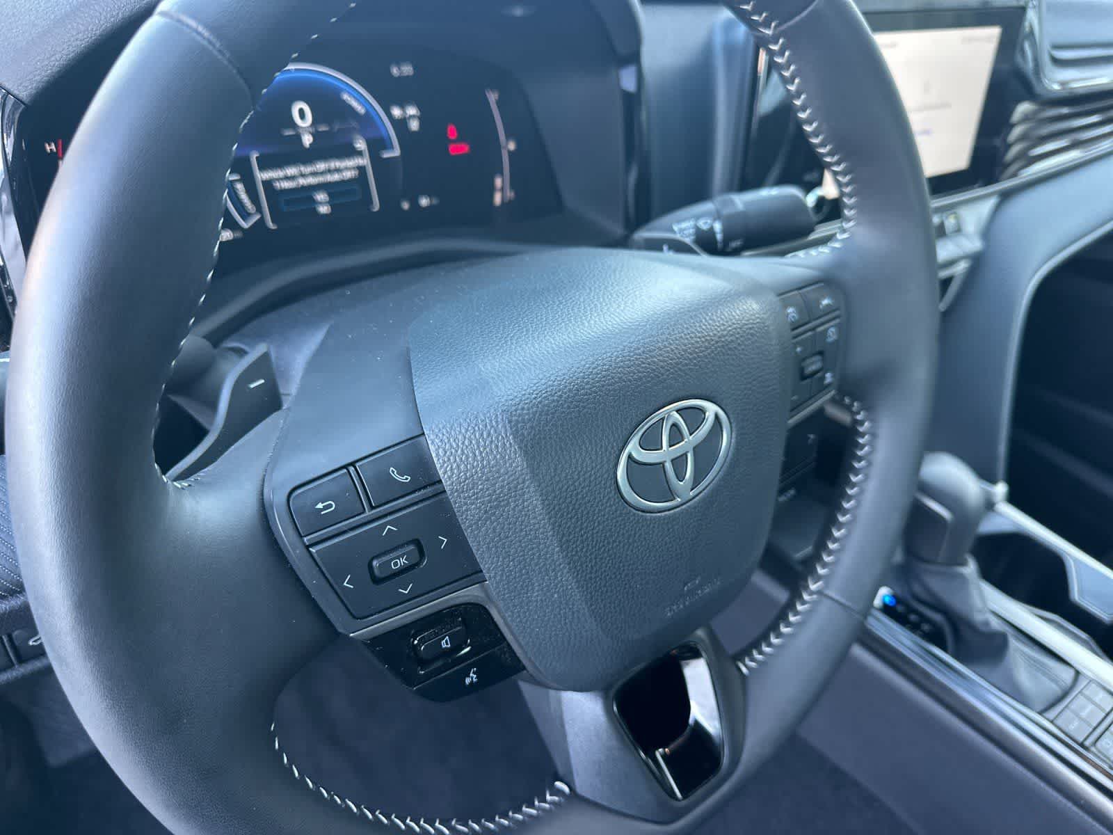 Thumbnail: 2026 Toyota Camry - 12