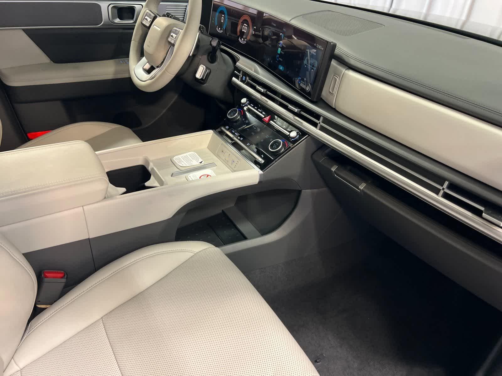 Thumbnail: 2026 Hyundai Santa Fe - 17