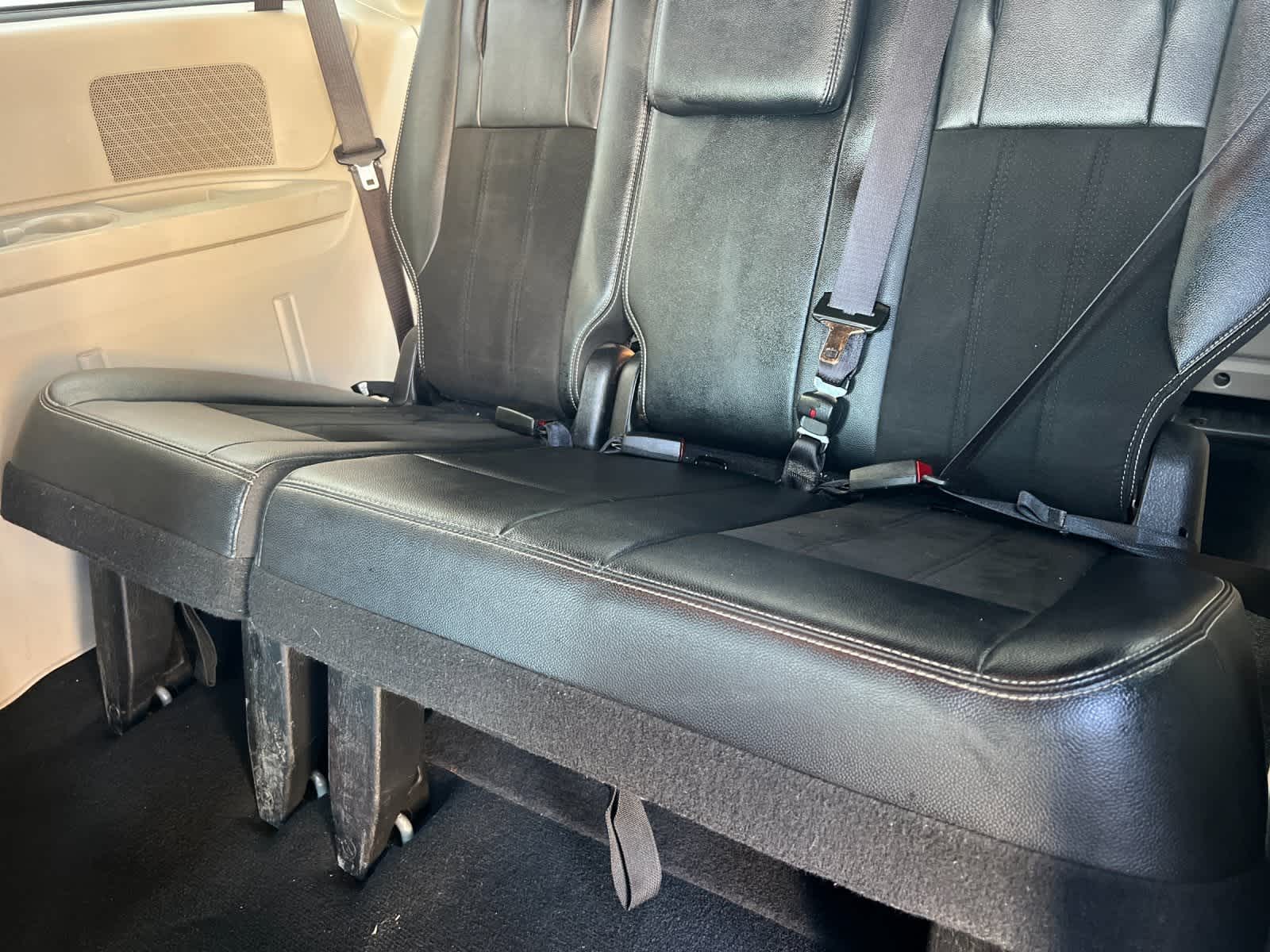 Thumbnail: 2019 Dodge Grand Caravan - 15