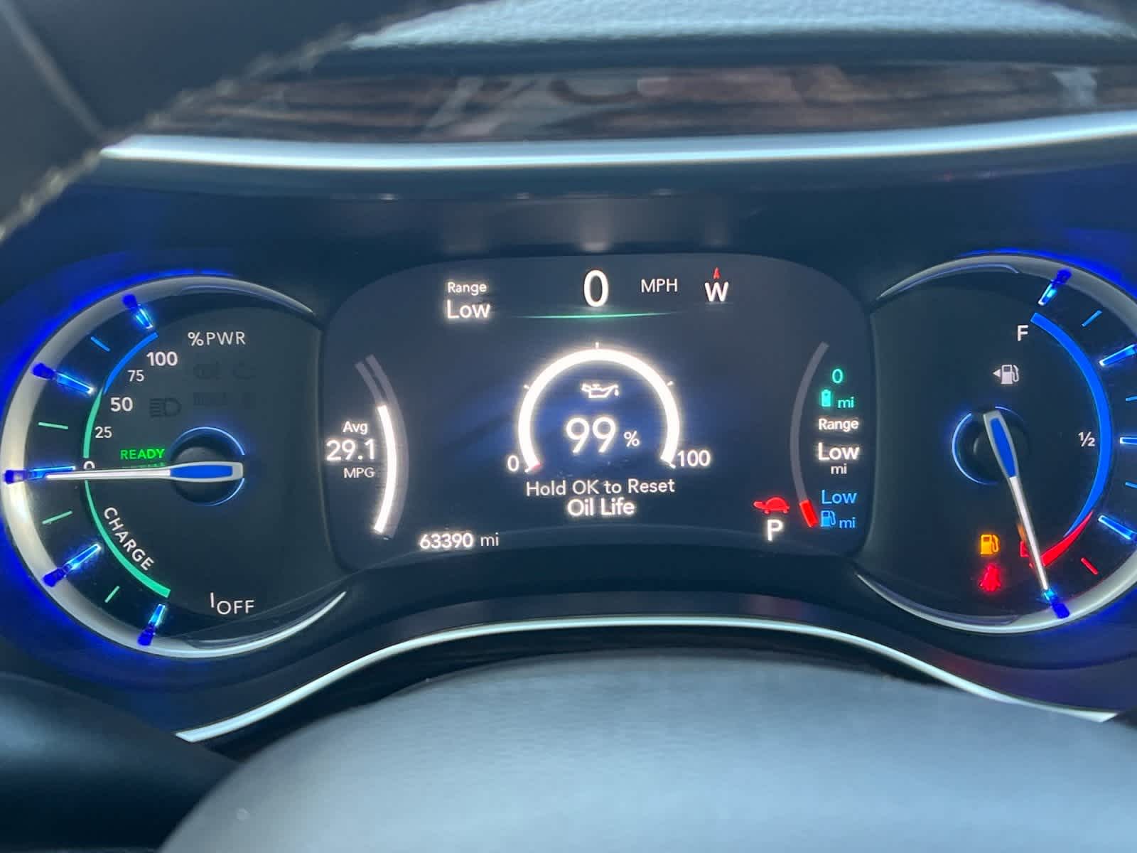 Thumbnail: 2023 Chrysler Pacifica - 26