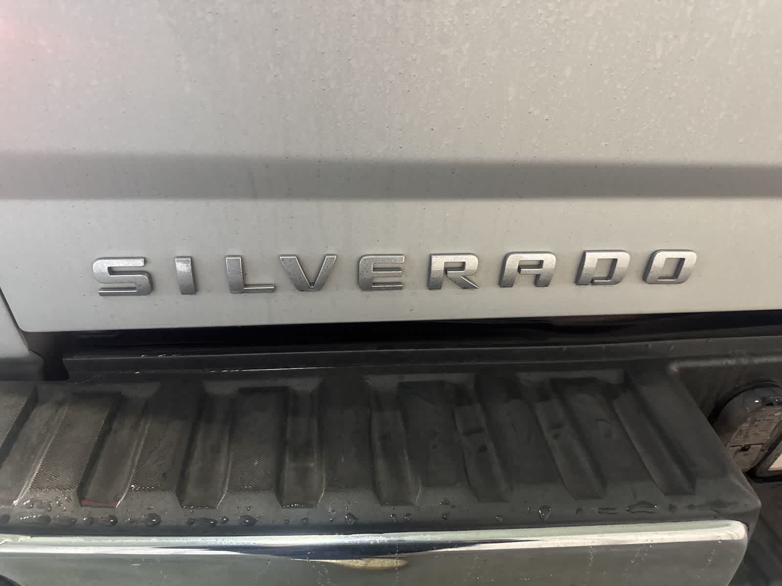 Thumbnail: 2018 Chevrolet Silverado 1500 - 13