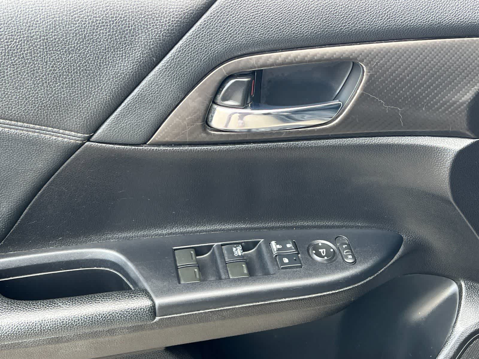 Thumbnail: 2017 Honda Accord - 13