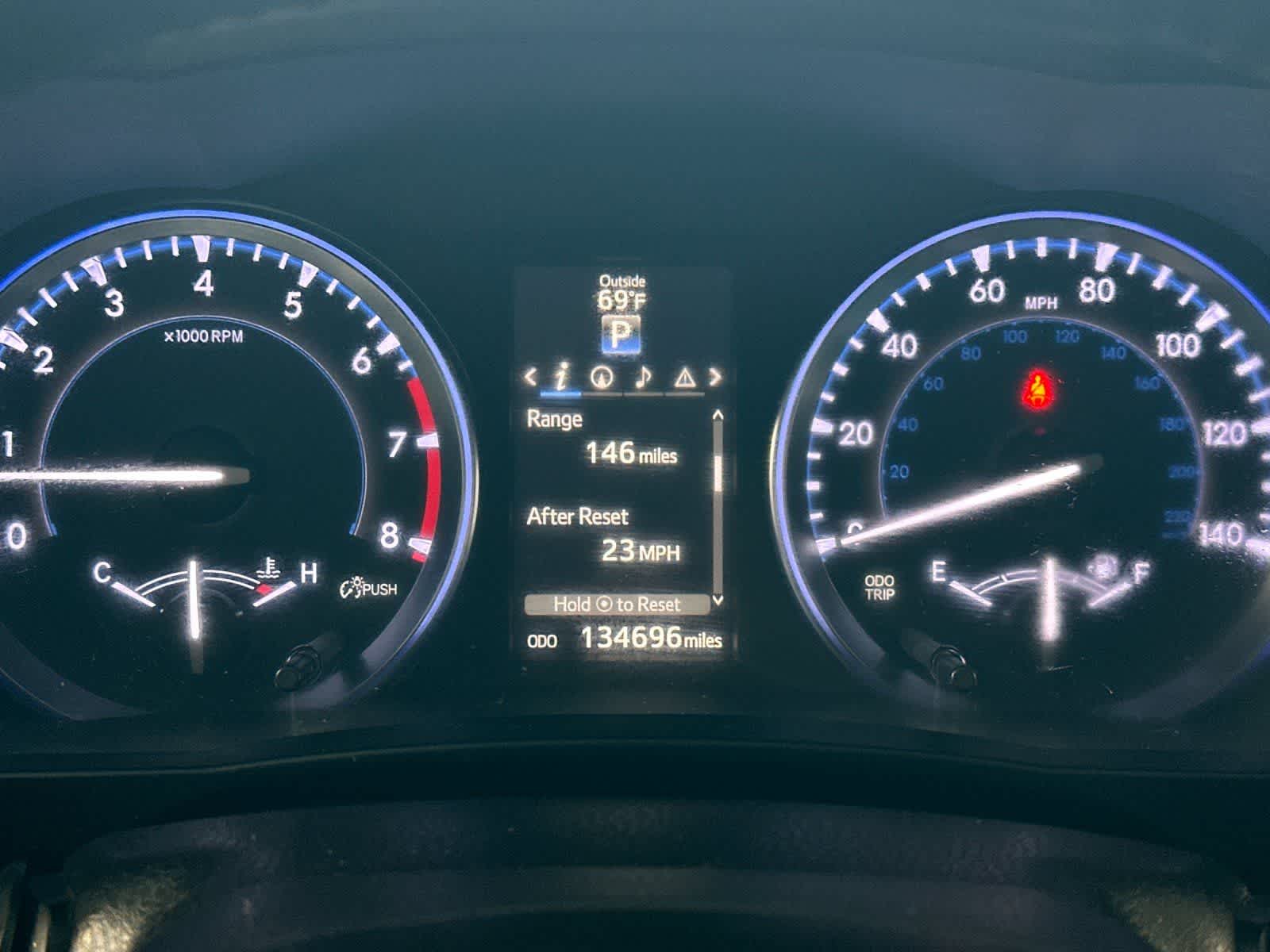 Thumbnail: 2016 Toyota Highlander - 27