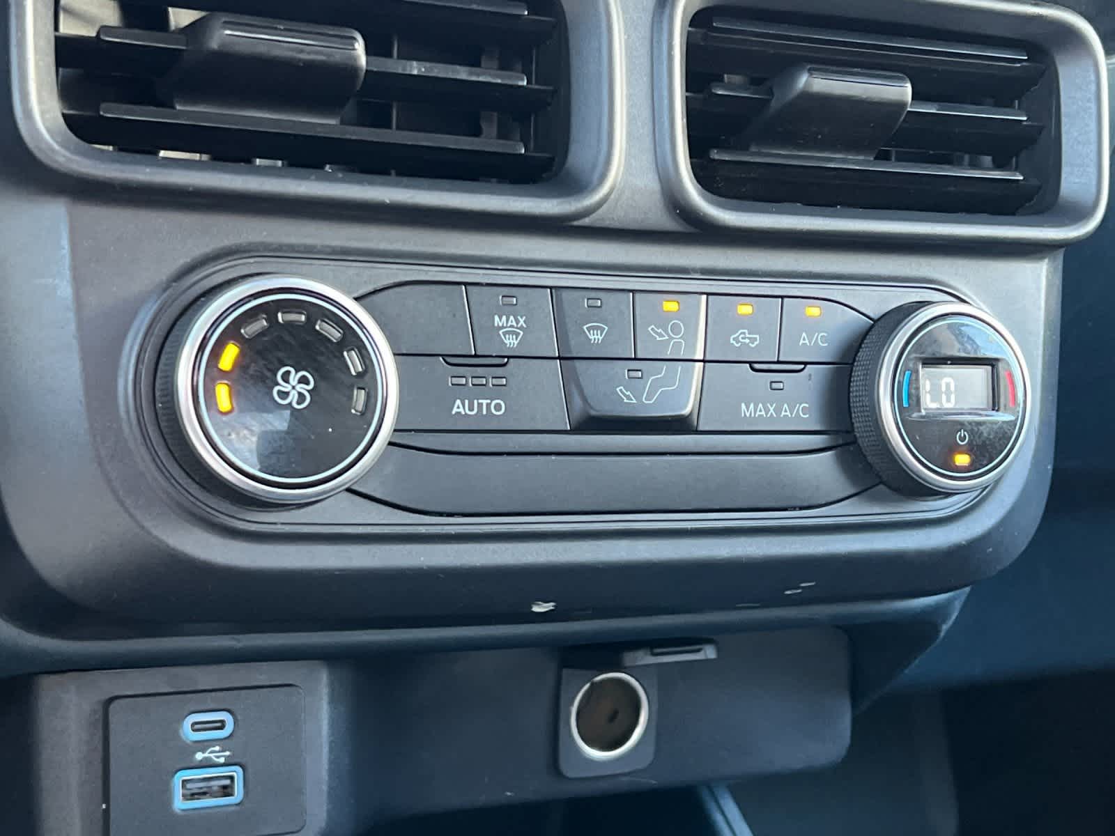 Thumbnail: 2022 Ford Maverick - 19