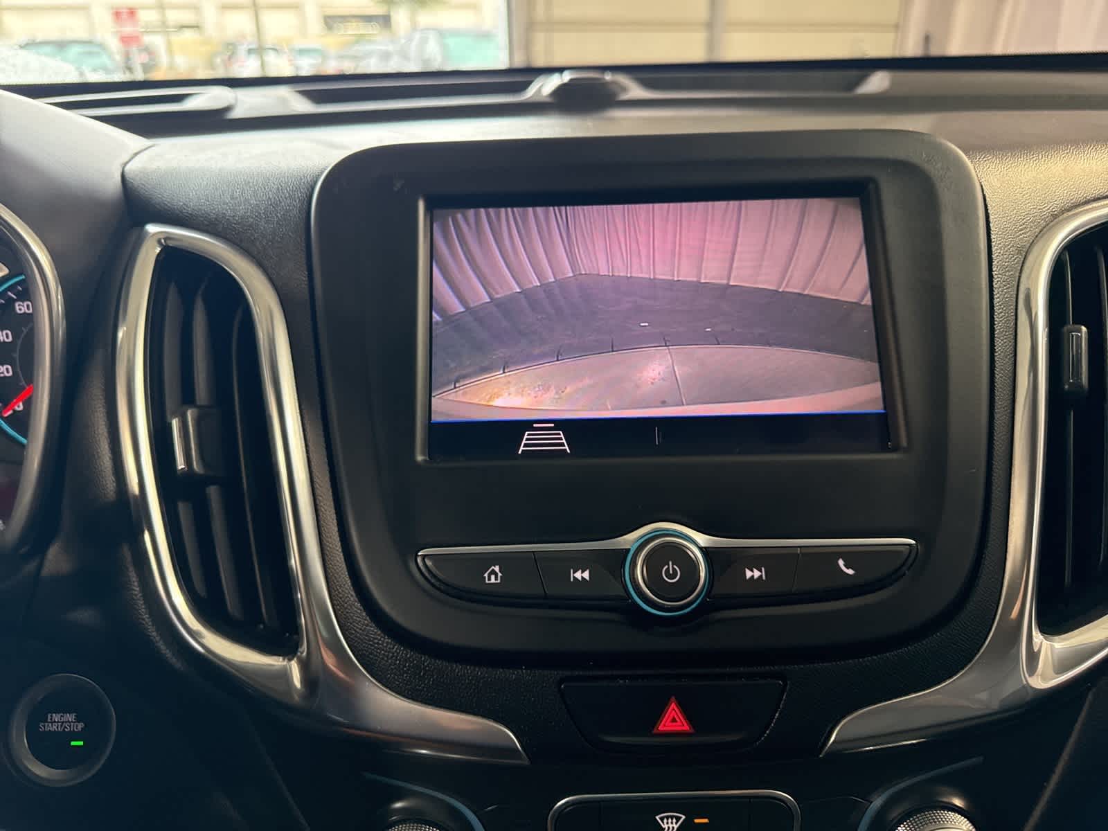 Thumbnail: 2021 Chevrolet Equinox - 25