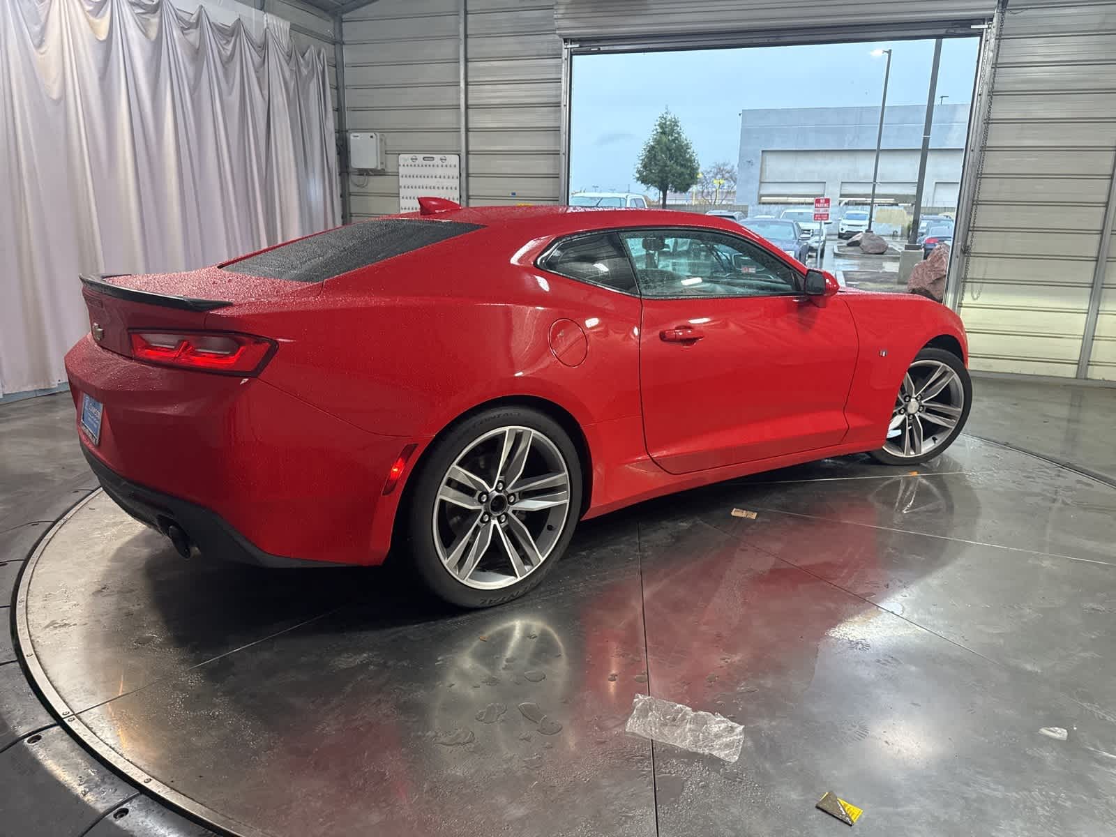 Thumbnail: 2017 Chevrolet Camaro - 4