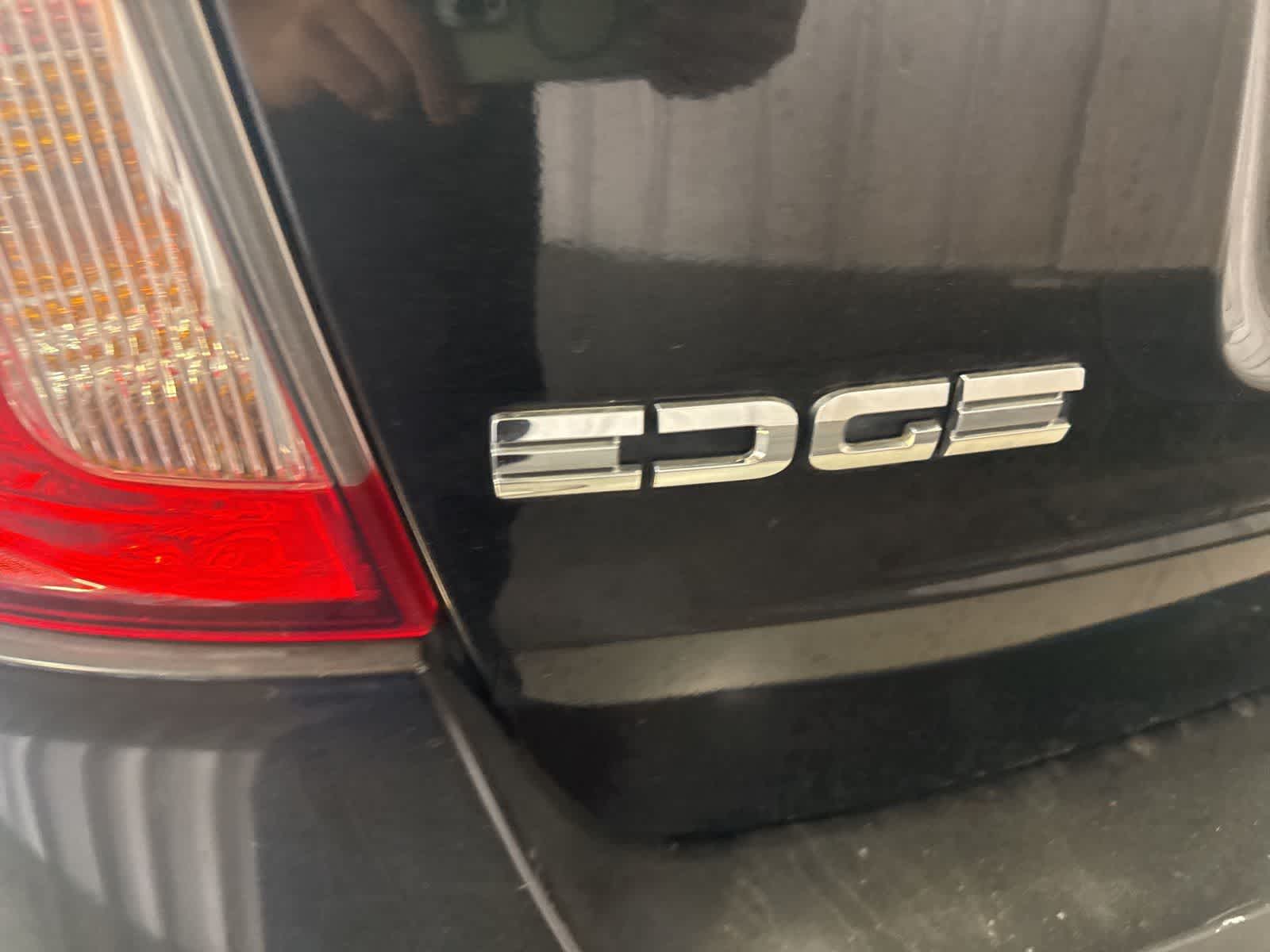 Thumbnail: 2011 Ford Edge - 13