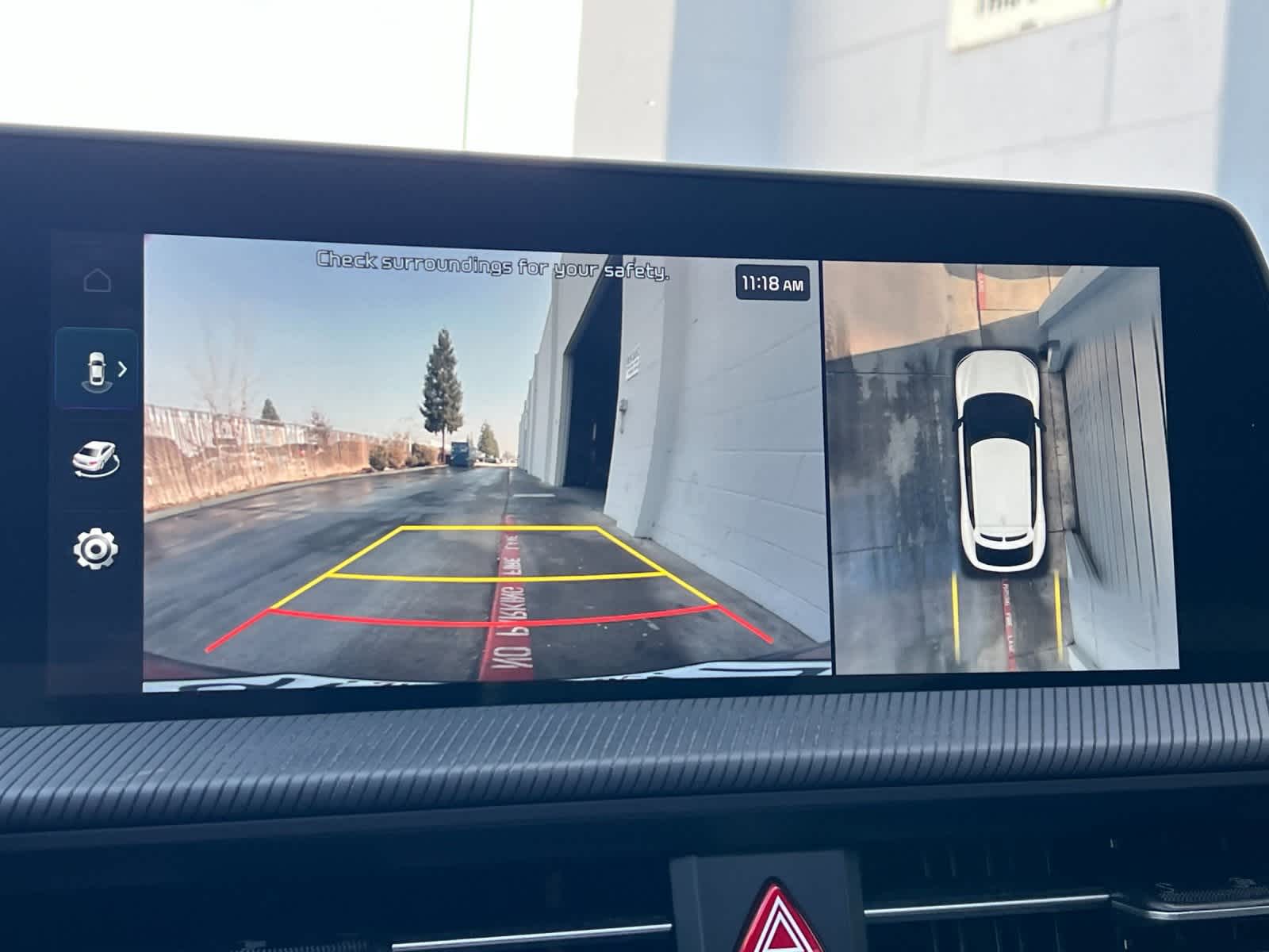 Thumbnail: 2022 Kia EV6 - 20