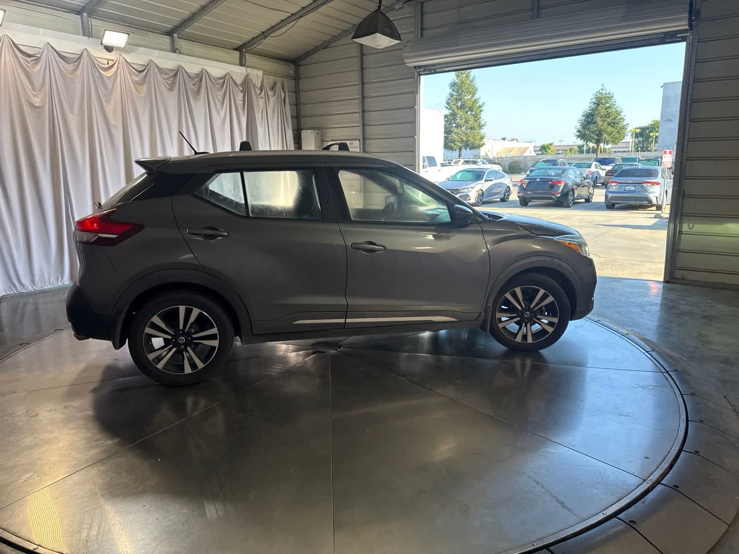 Thumbnail: 2018 Nissan Kicks - 3