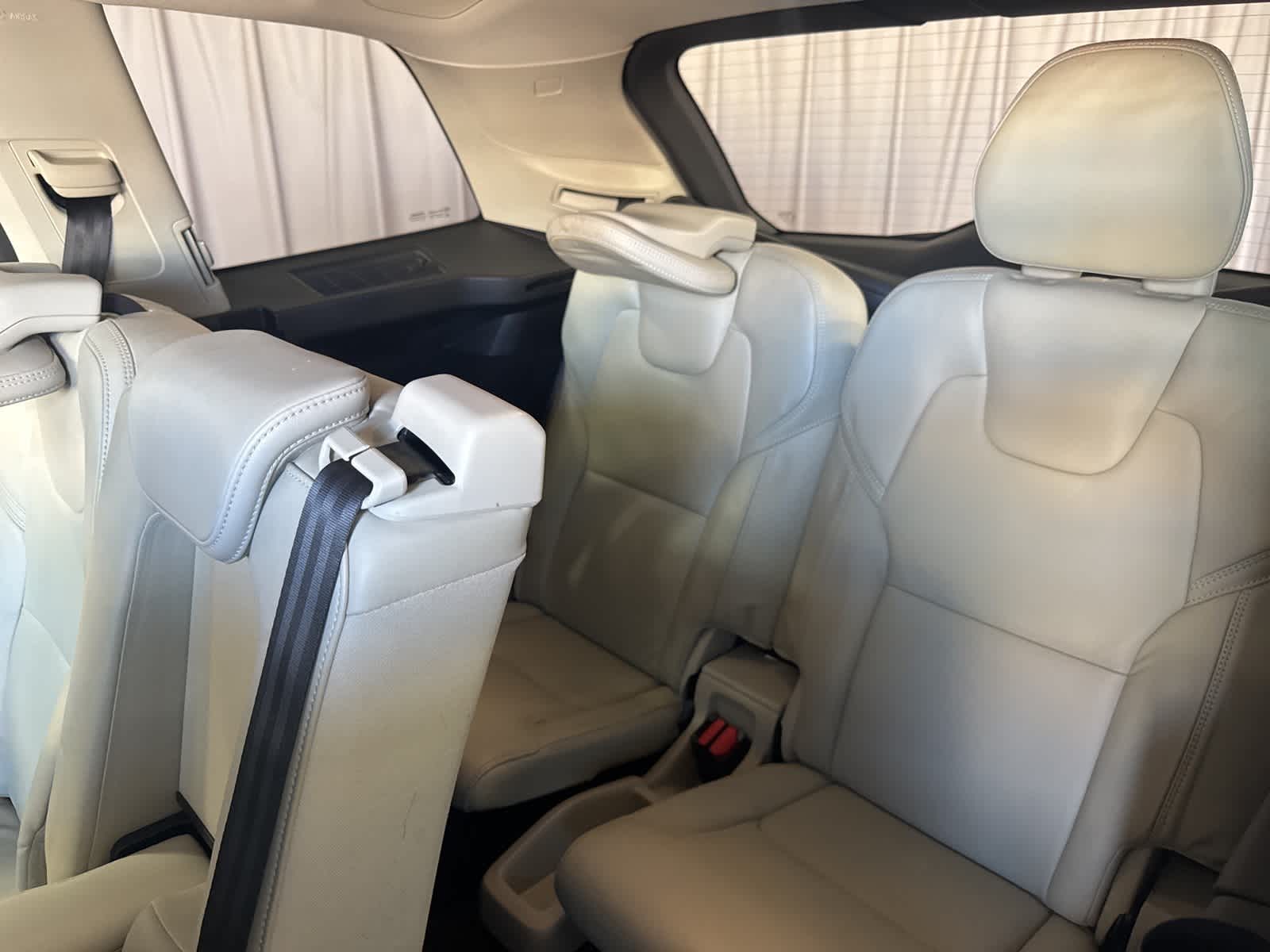 Thumbnail: 2016 Volvo XC90 - 20