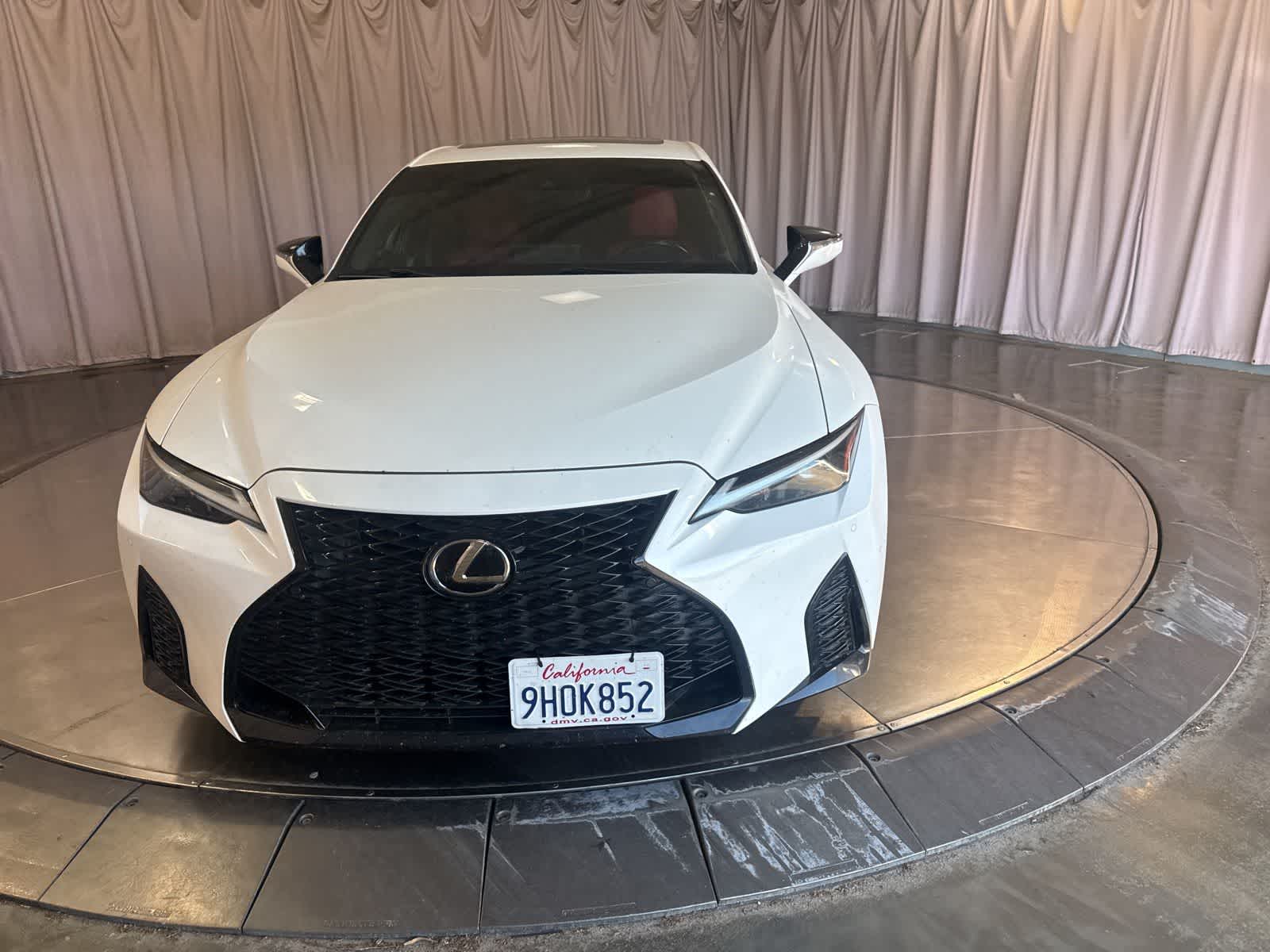 Thumbnail: 2022 Lexus IS - 2