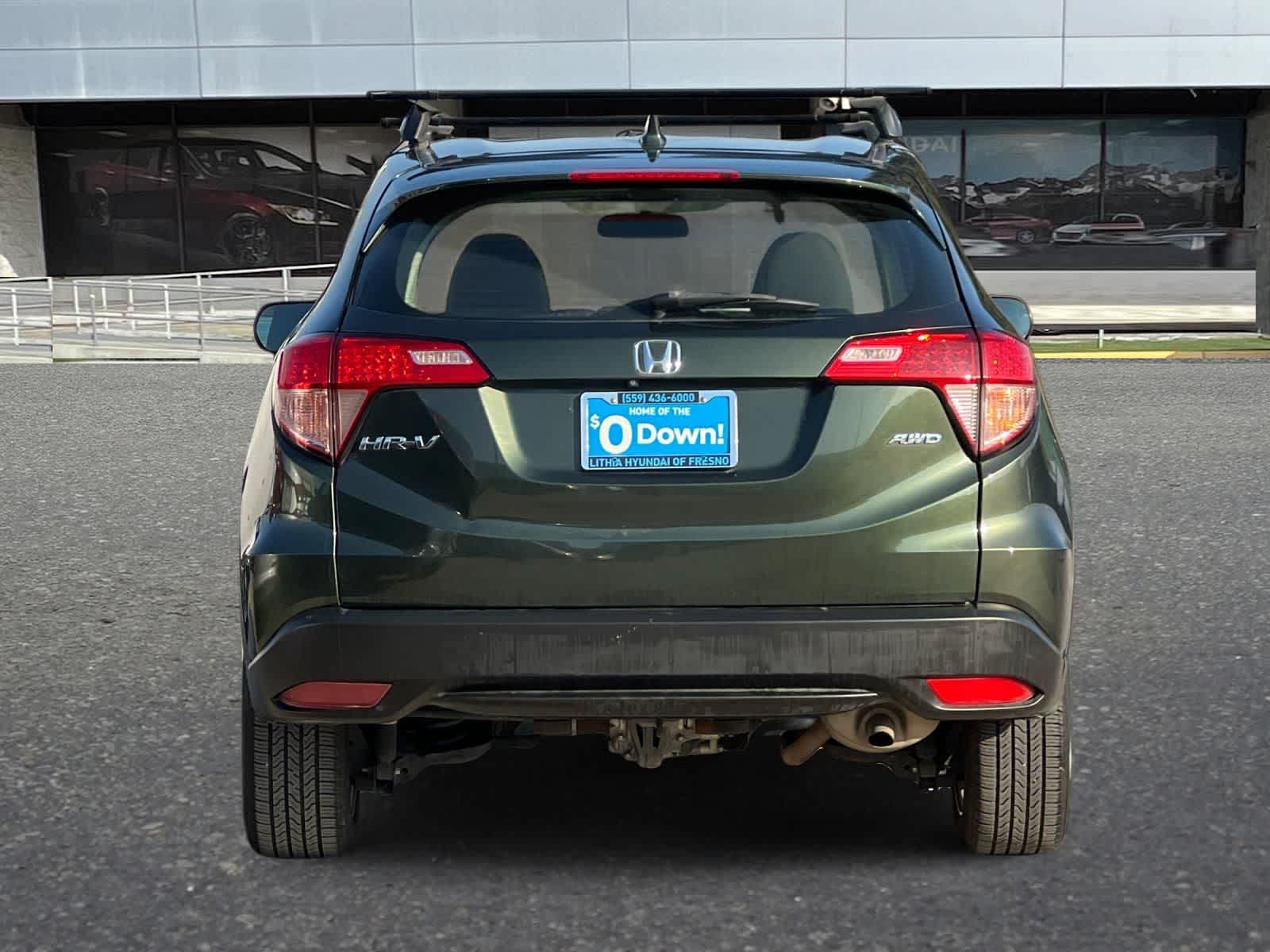 Thumbnail: 2017 Honda HR-V - 8