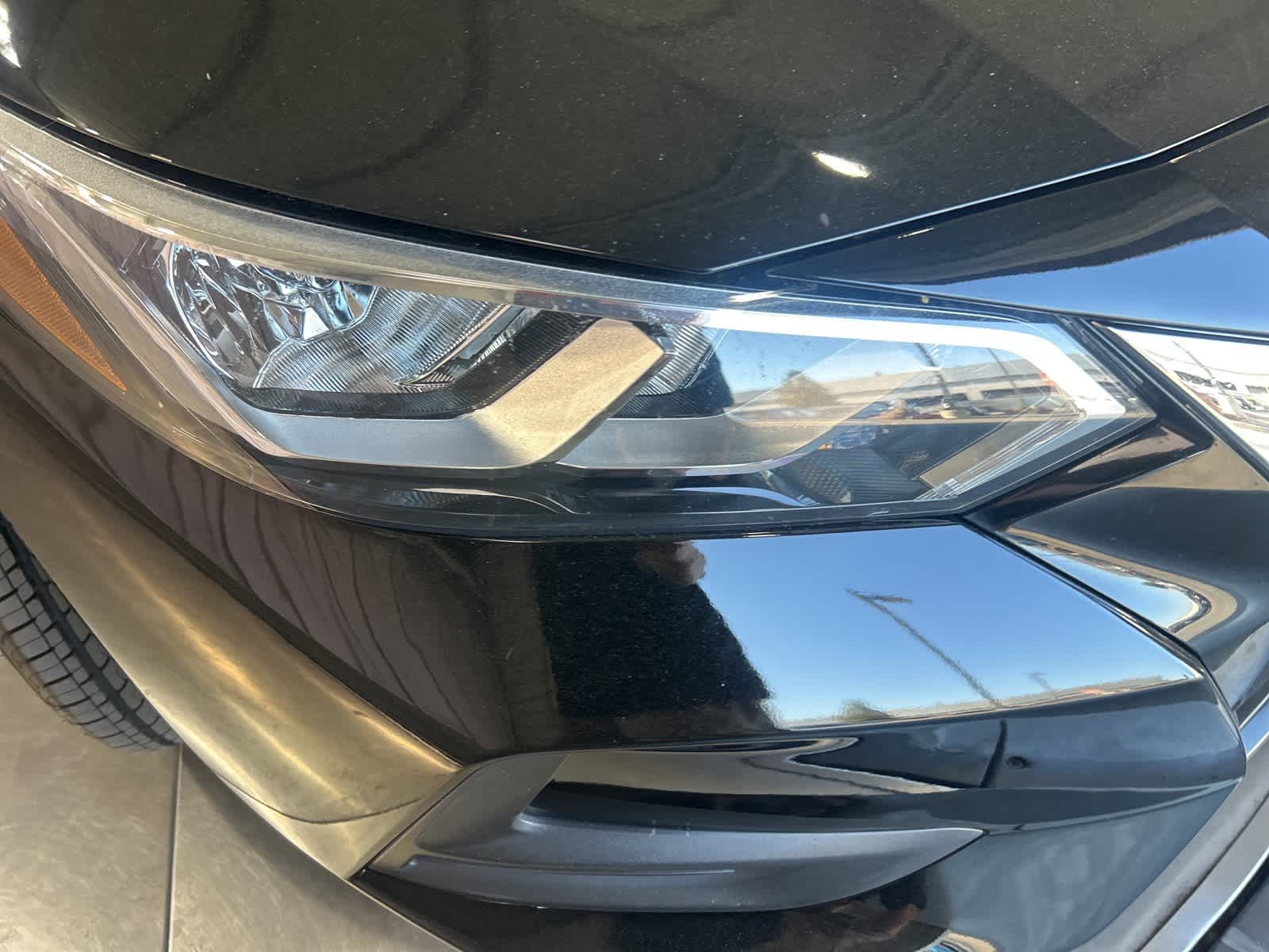 Thumbnail: 2023 Nissan Sentra - 4