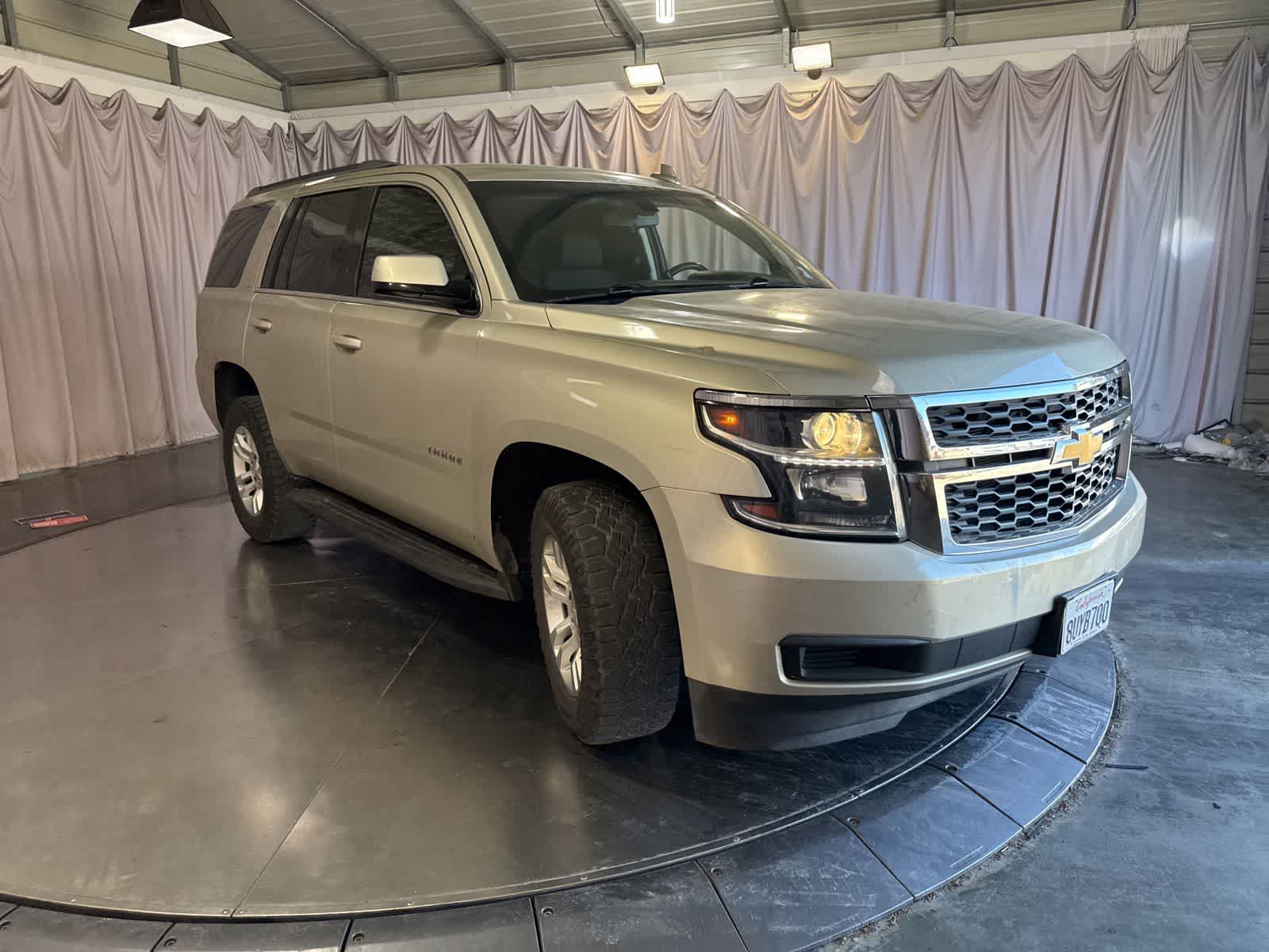 Thumbnail: 2015 Chevrolet Tahoe - 3
