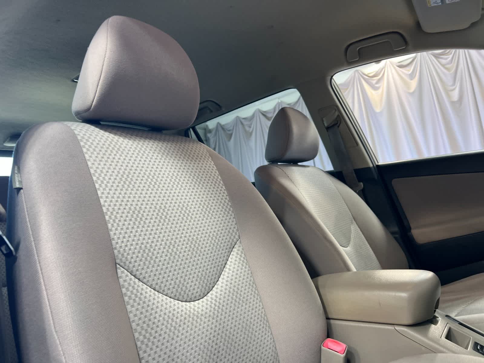 Thumbnail: 2006 Toyota RAV4 - 17