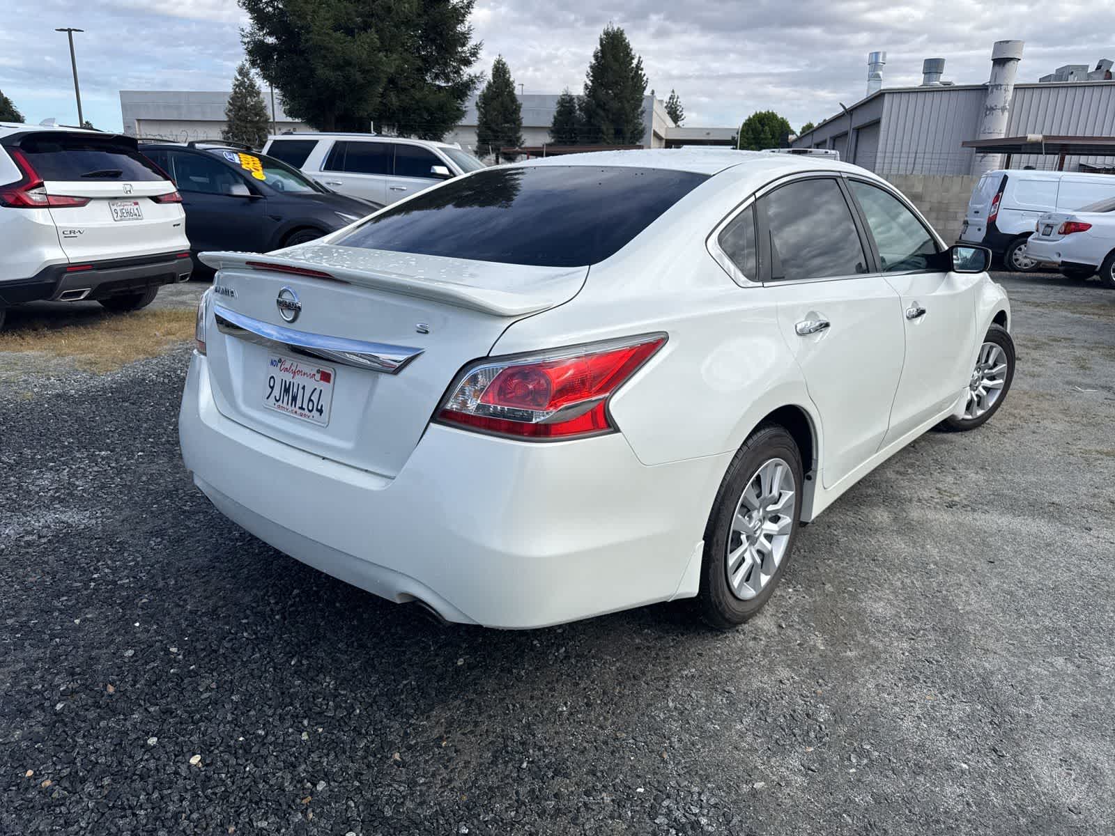 2015 Nissan Altima 2.5 S photo 4
