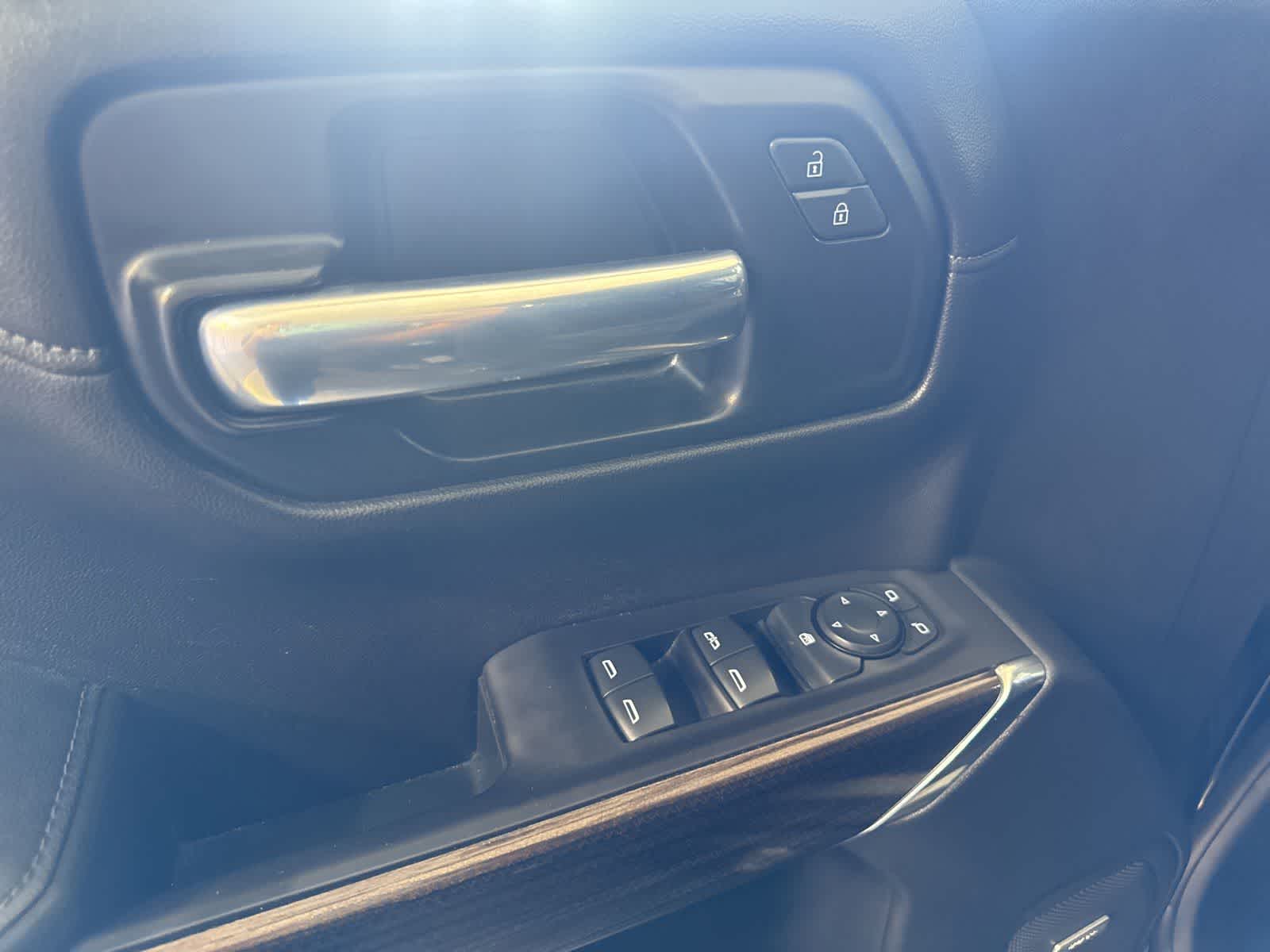 Thumbnail: 2021 Chevrolet Silverado 1500 - 19