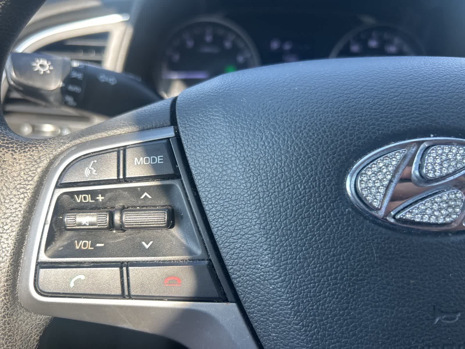 Thumbnail: 2018 Hyundai Elantra - 28
