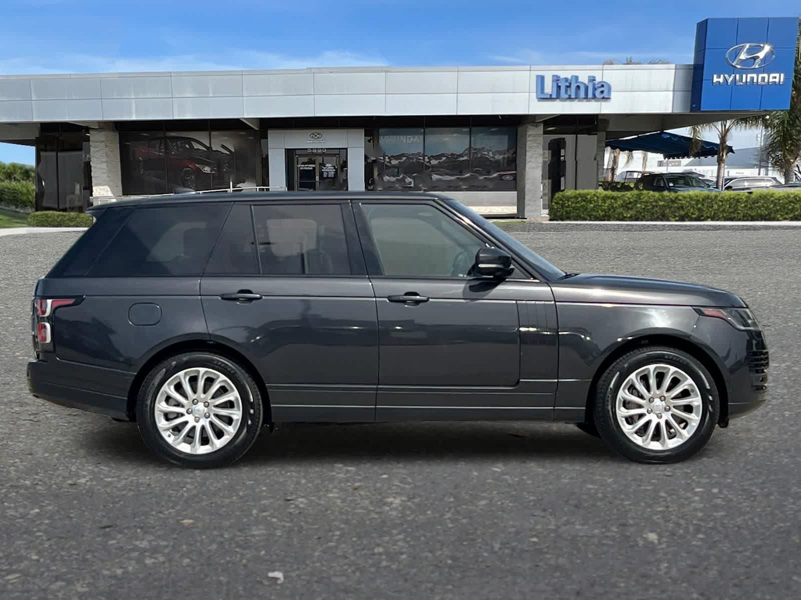 Thumbnail: 2021 Land Rover Range Rover - 9