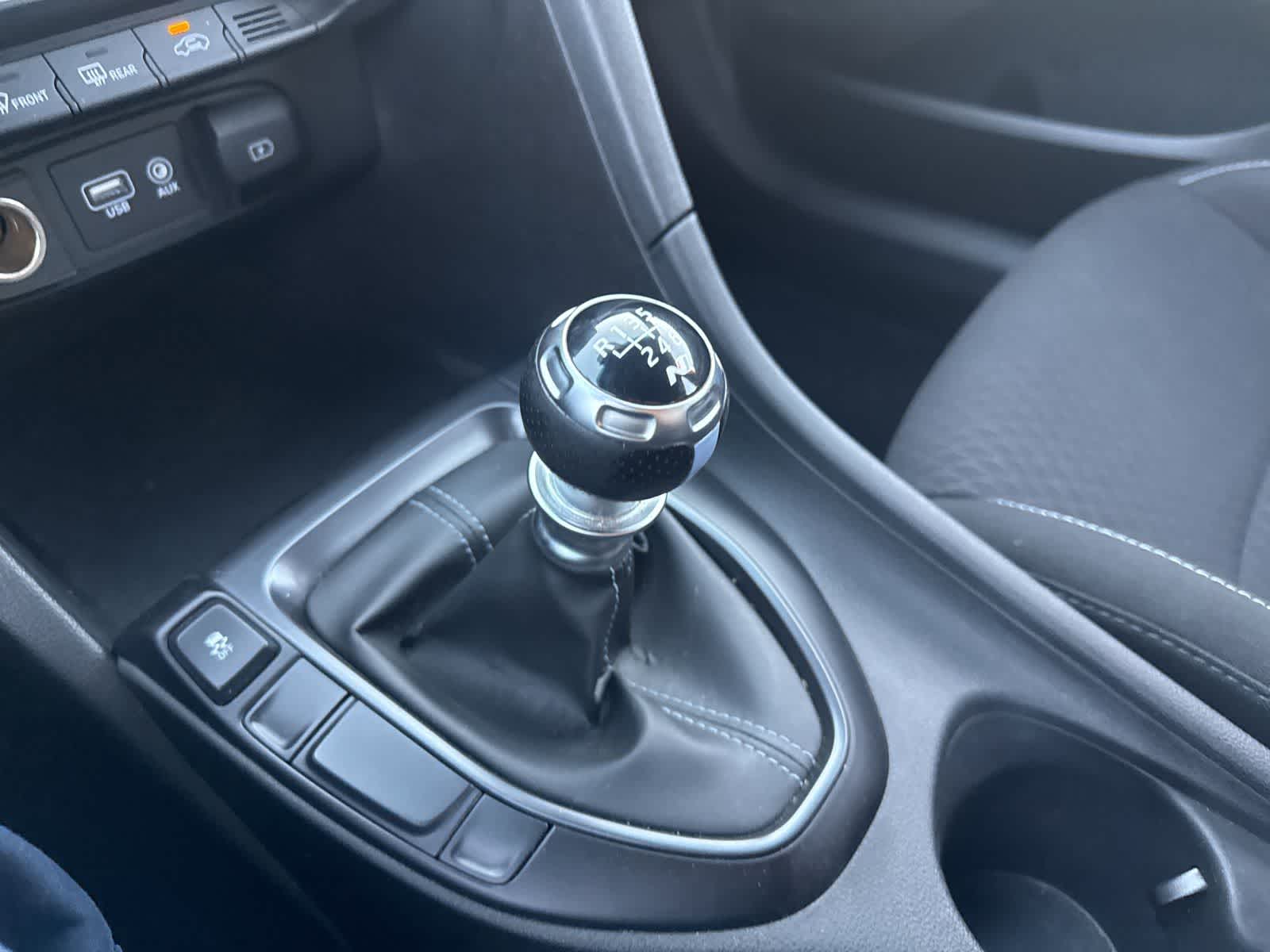 Thumbnail: 2020 Hyundai Veloster - 23