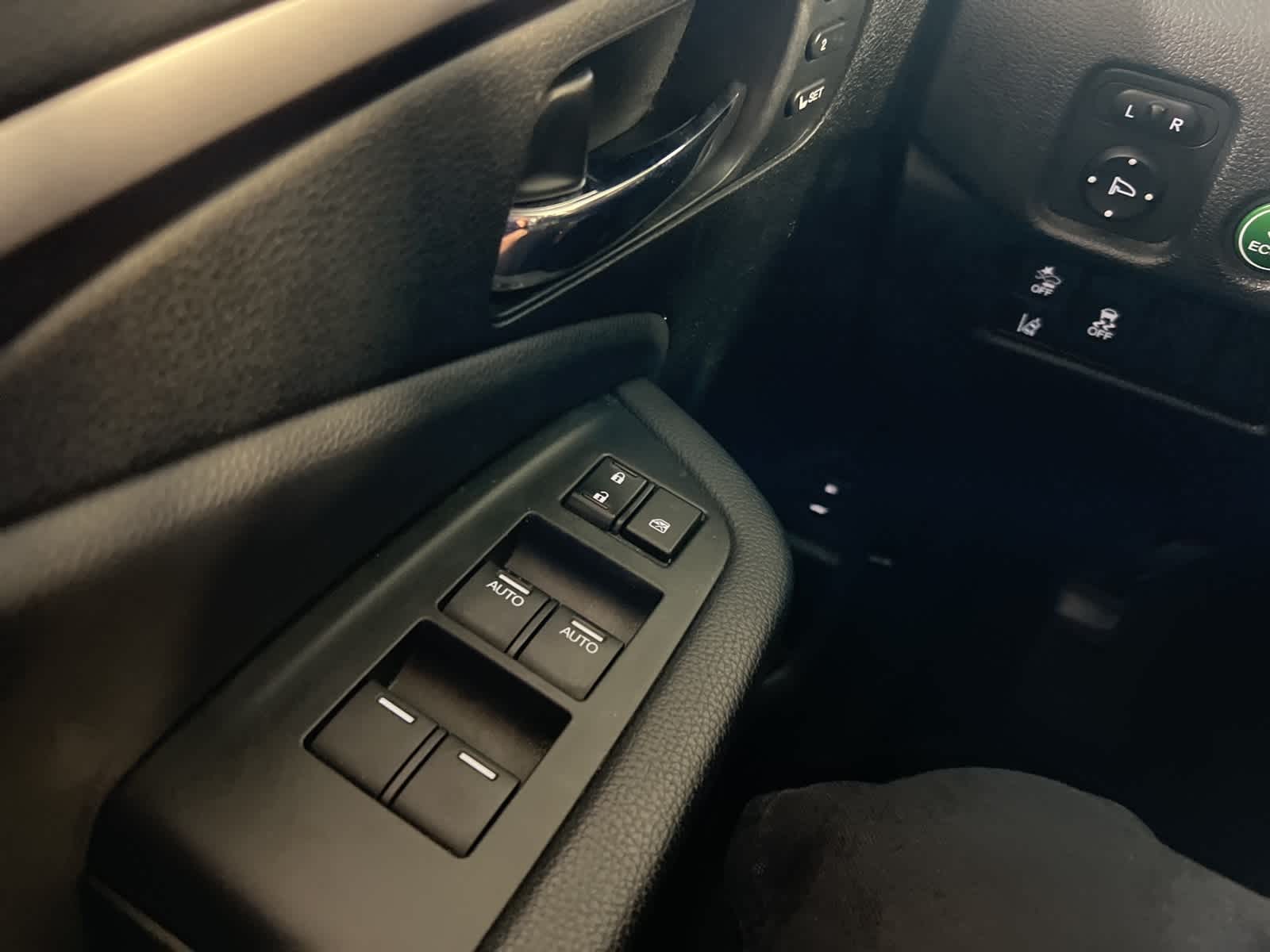 Thumbnail: 2021 Honda Pilot - 30