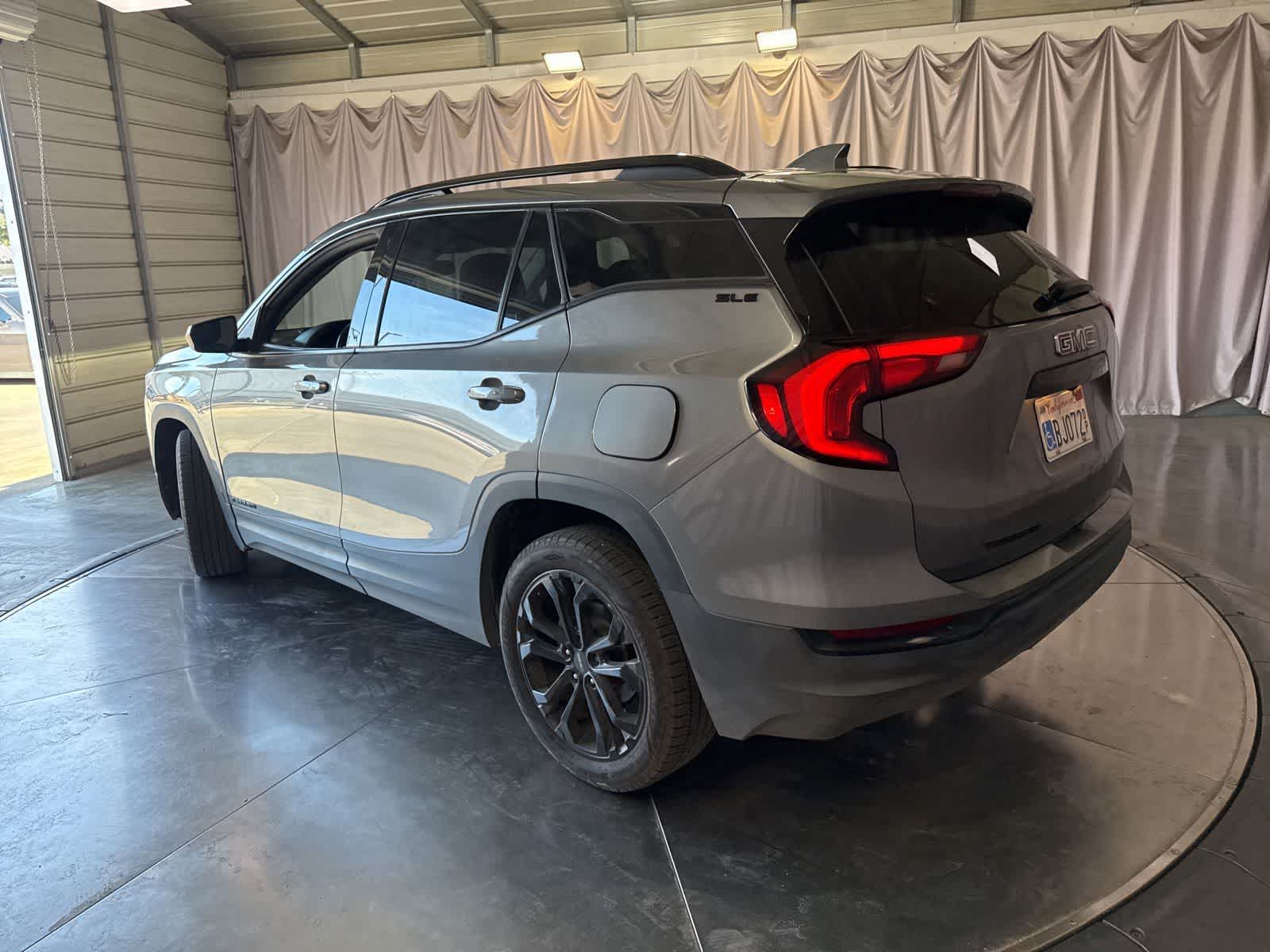 2020 GMC Terrain SLE photo 6