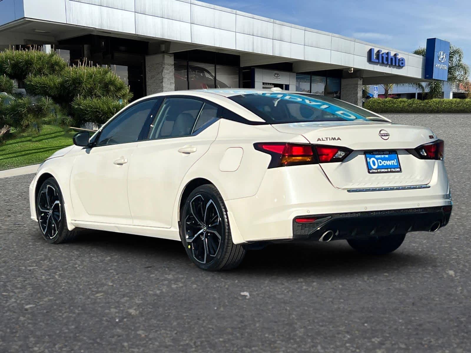 Thumbnail: 2023 Nissan Altima - 6