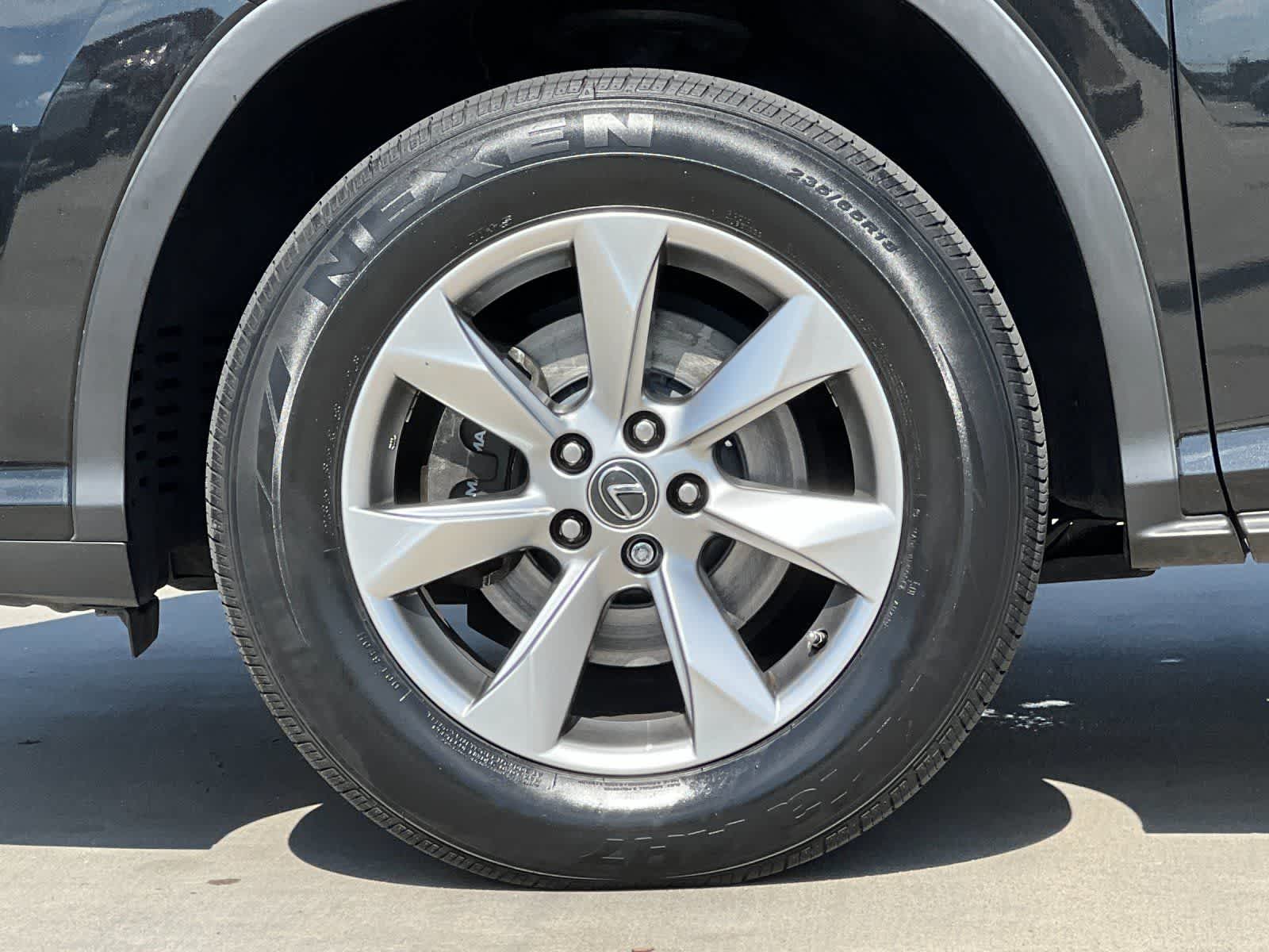 Thumbnail: 2019 Lexus RX - 26