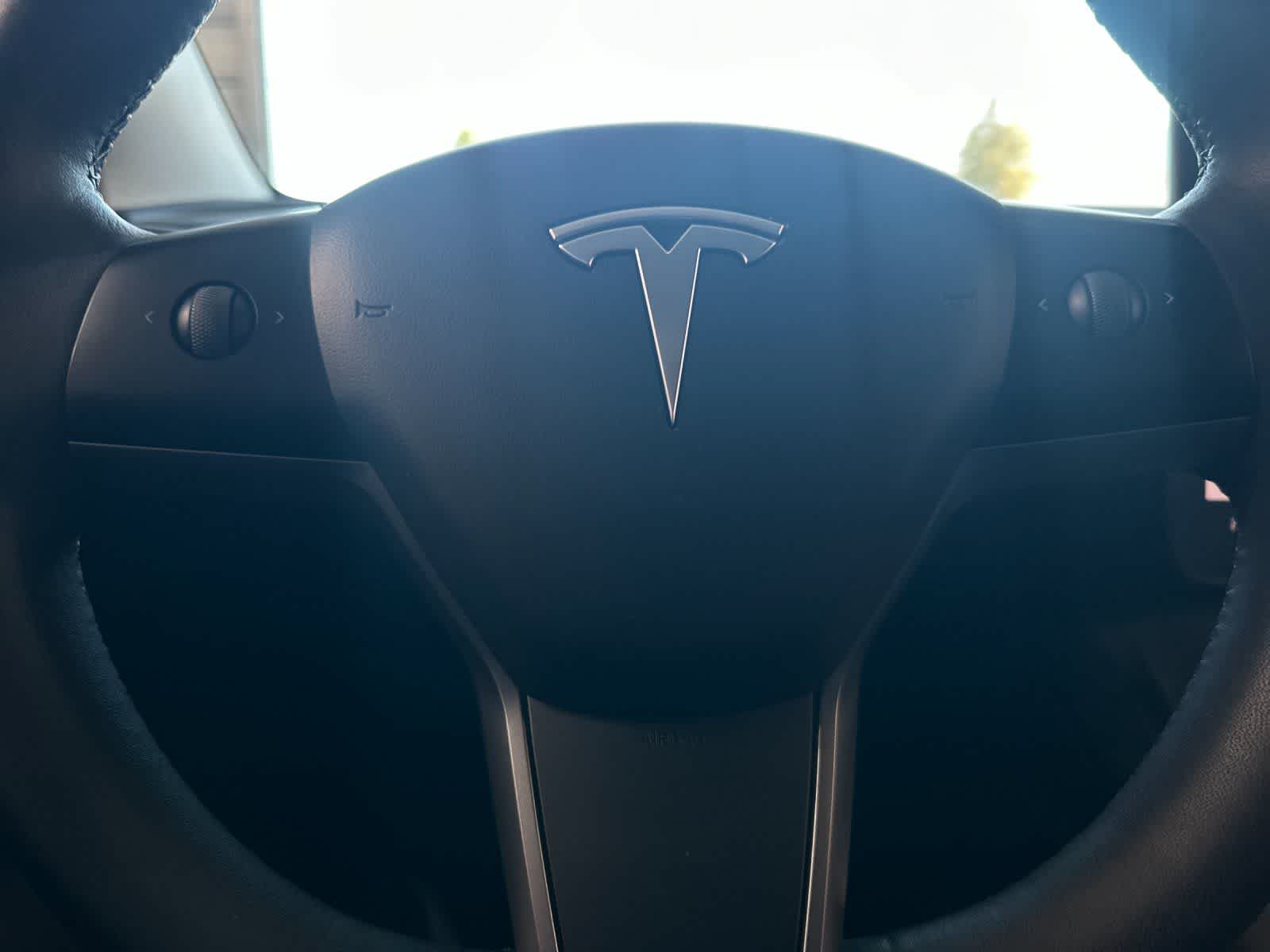 Thumbnail: 2023 Tesla Model Y - 24