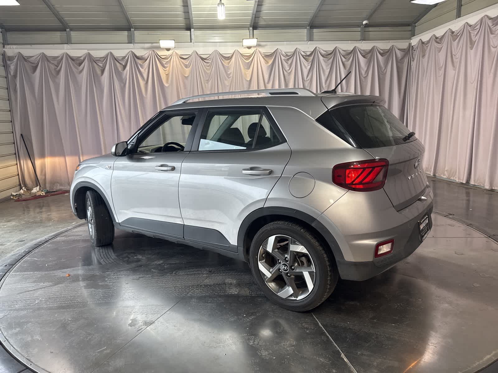 Thumbnail: 2023 Hyundai Venue - 6