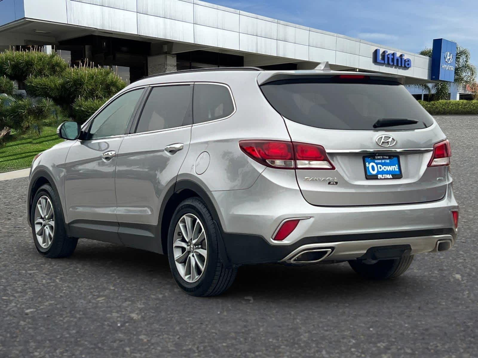 Thumbnail: 2019 Hyundai Santa Fe - 6