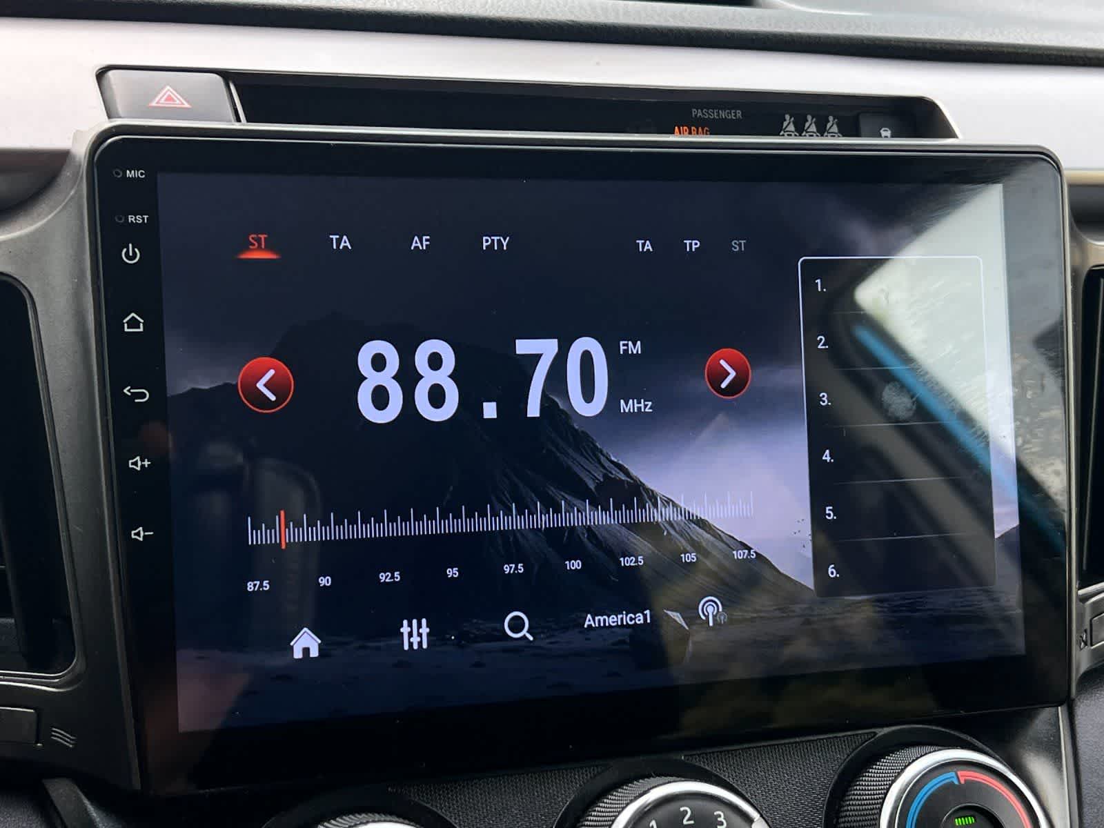 Thumbnail: 2017 Toyota RAV4 - 19