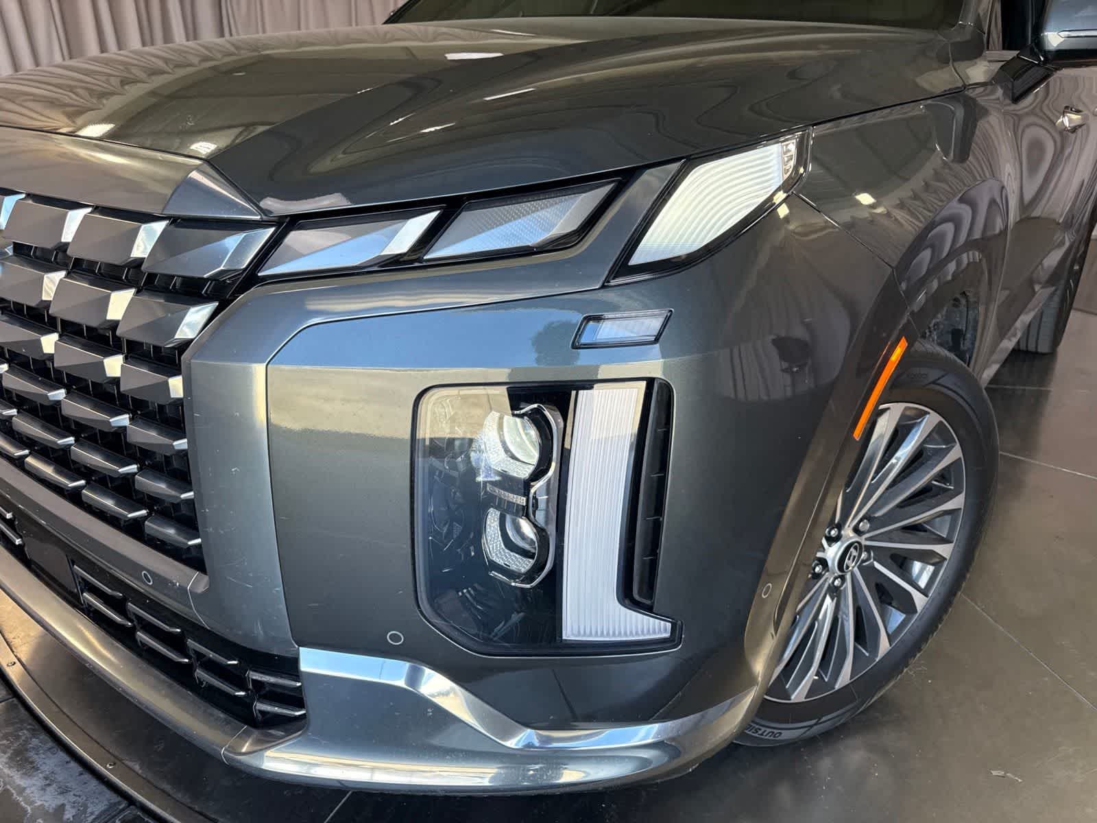 Thumbnail: 2023 Hyundai Palisade - 8