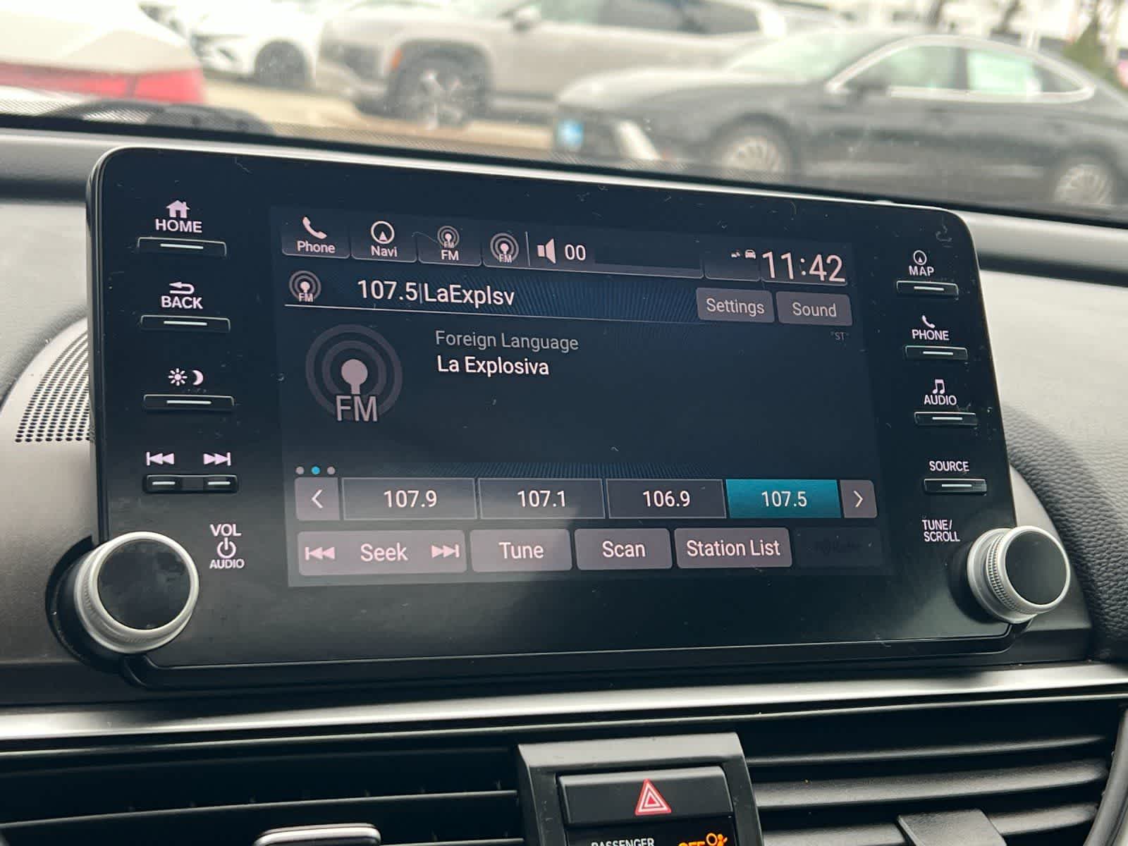 Thumbnail: 2018 Honda Accord - 18