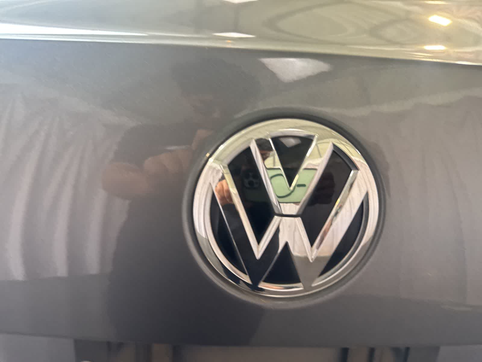 Thumbnail: 2017 Volkswagen Jetta - 13