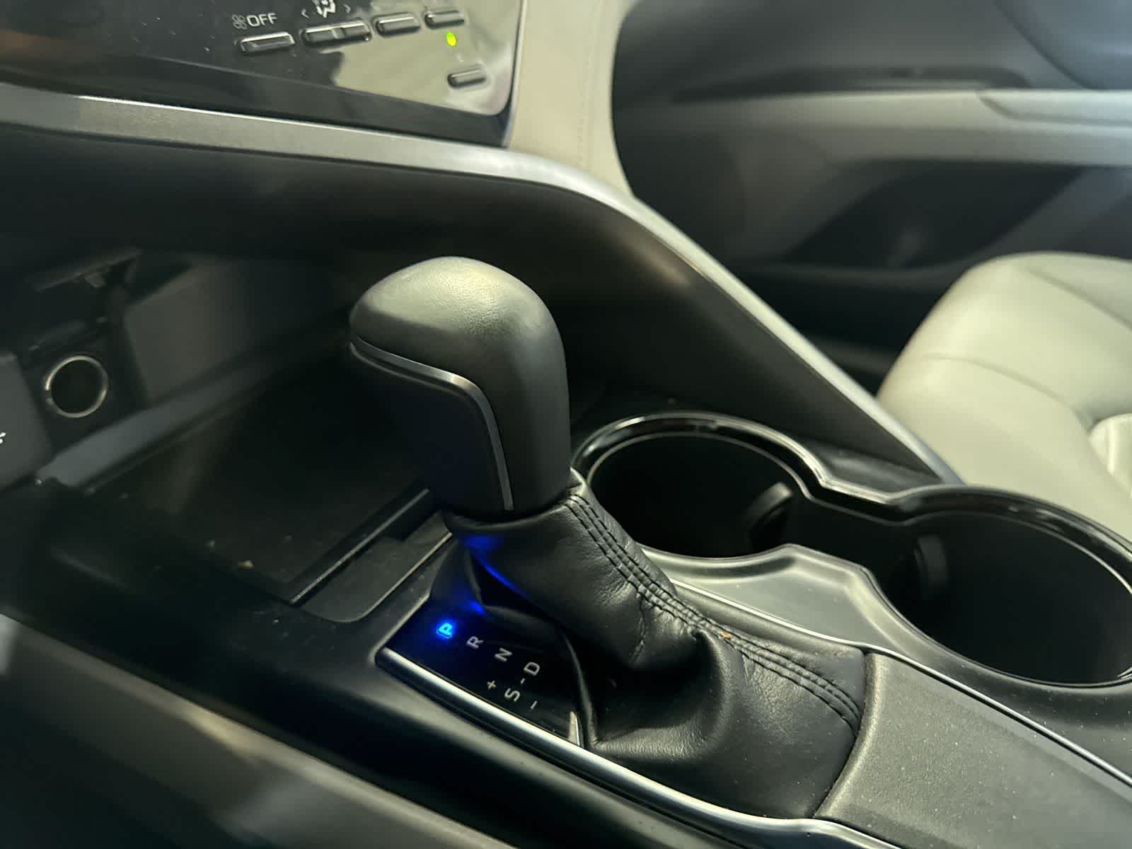 Thumbnail: 2019 Toyota Camry - 23