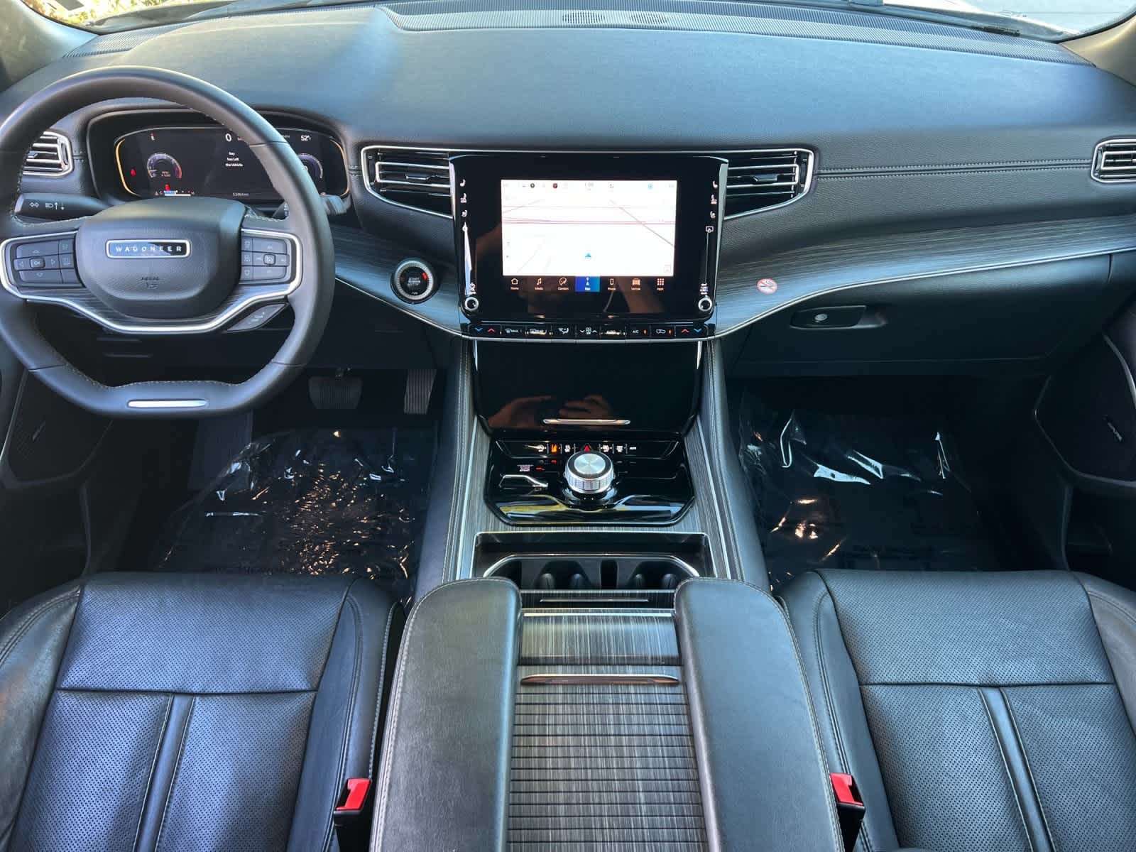 Thumbnail: 2024 Jeep Wagoneer - 3