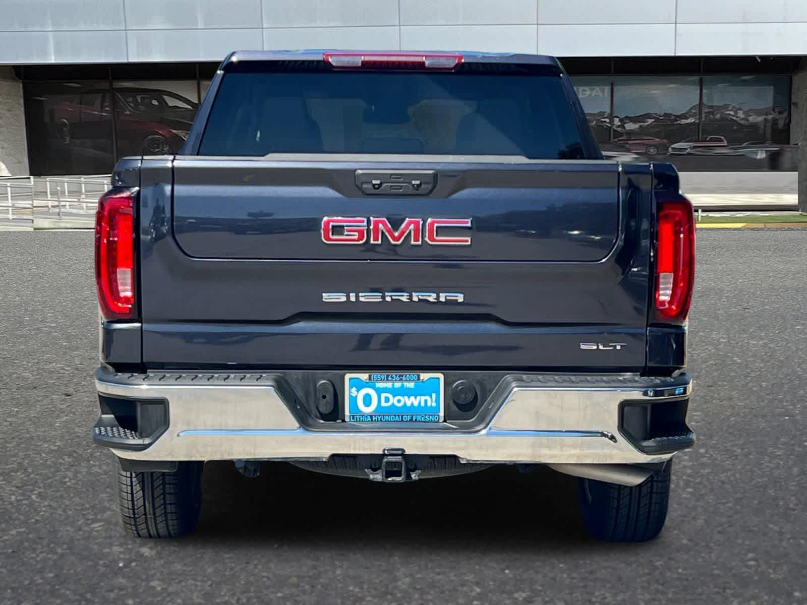 2025 GMC Sierra 1500 SLT photo 3