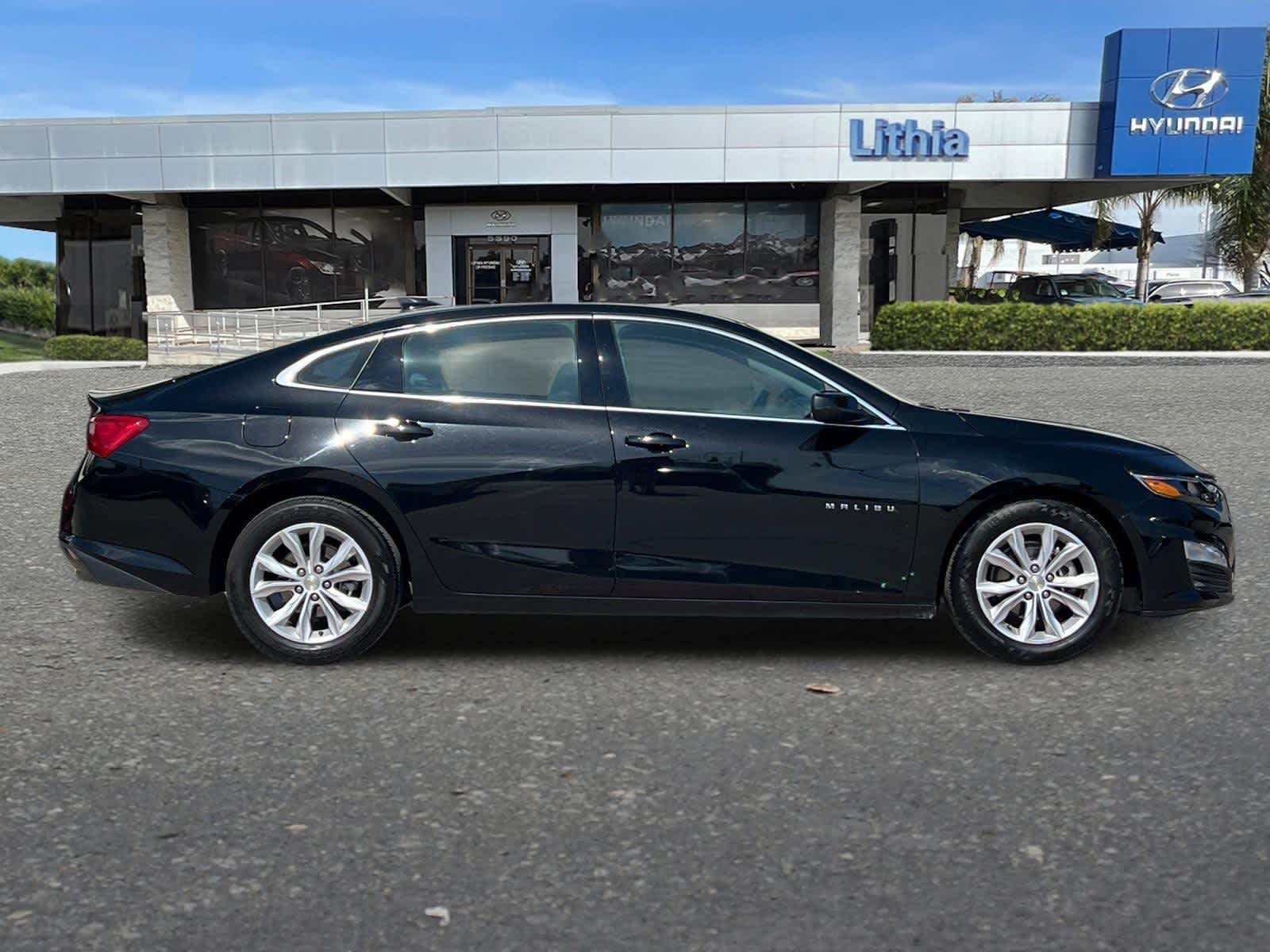 Thumbnail: 2024 Chevrolet Malibu - 9